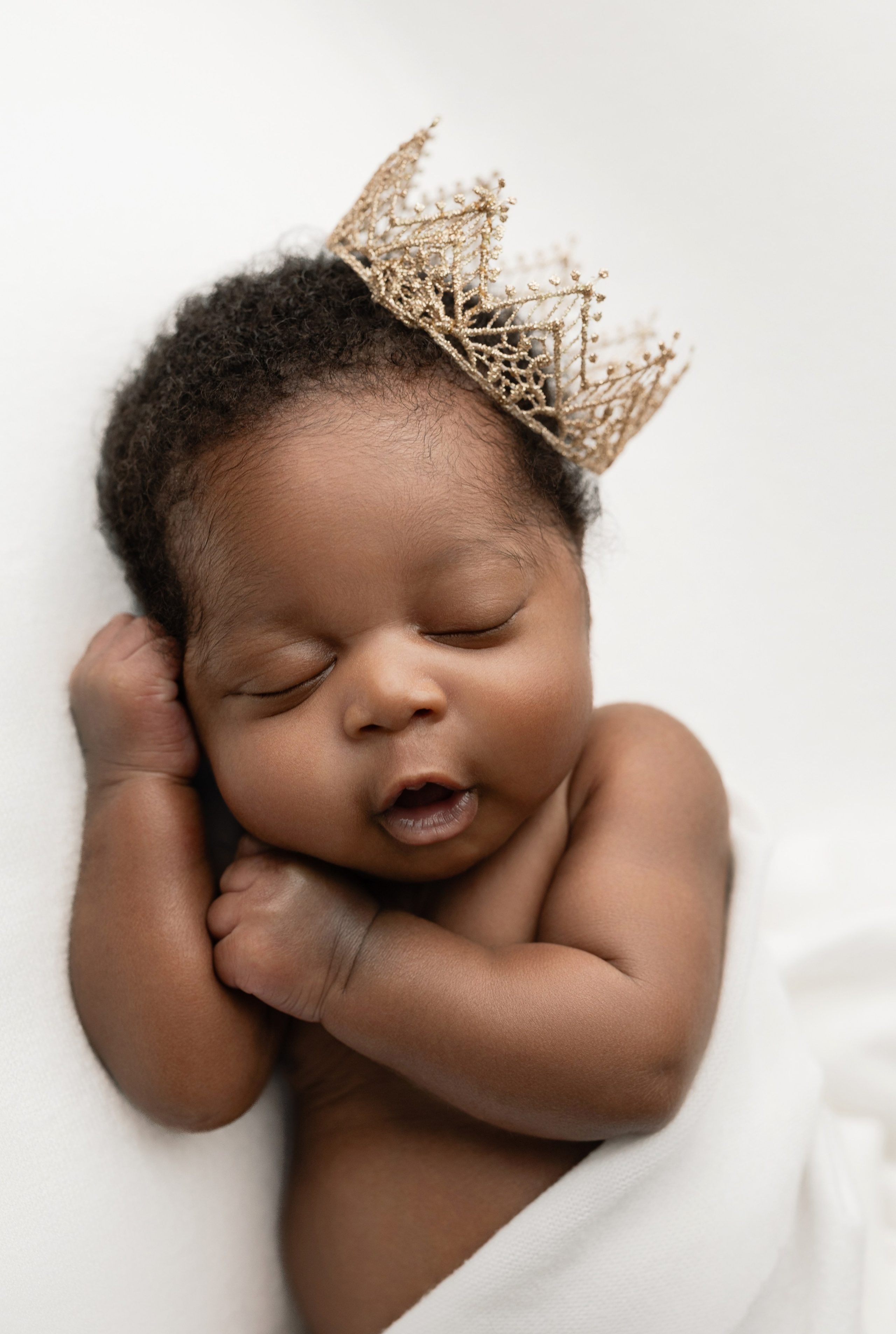 Iana Banana | Toronto Maternity, Newborn & Family Photographer