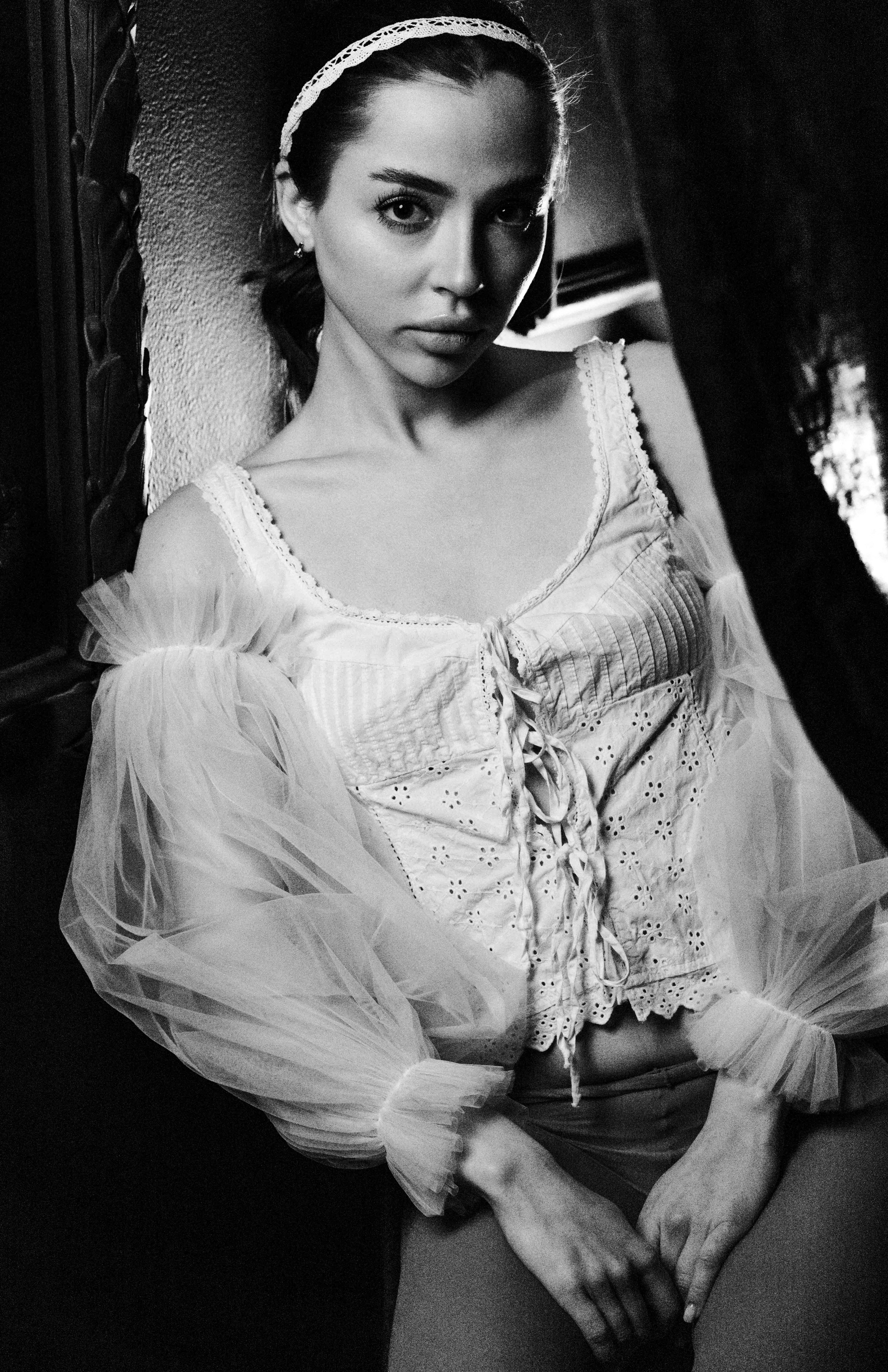 Grey room. Portrait photographer in Europe. Aurora Balear in Balearic Islands, woman portrait photographer. Work in Spain