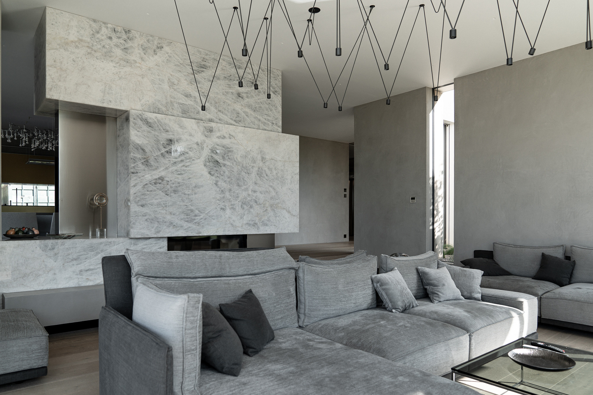 Архитектор в Праге Architekt Praha - Navrhujeme luxusní domy. Špičková moderní architektura. architektonické studio Praha. Architekti rodinných domů | Architektonické studio Praha. Zahradní architekt. Bytový Architekt a Návrhy interiérů. Architekt rodinných domů. Luxury villa Nejlepší Vily  Luxury vila русскоговорящий архитектор в чехии дизайнер интерьера прага Дизайн интерьера - Архитектор жилых помещений Прага проект виллы проект дома в праге строительство дома чехия