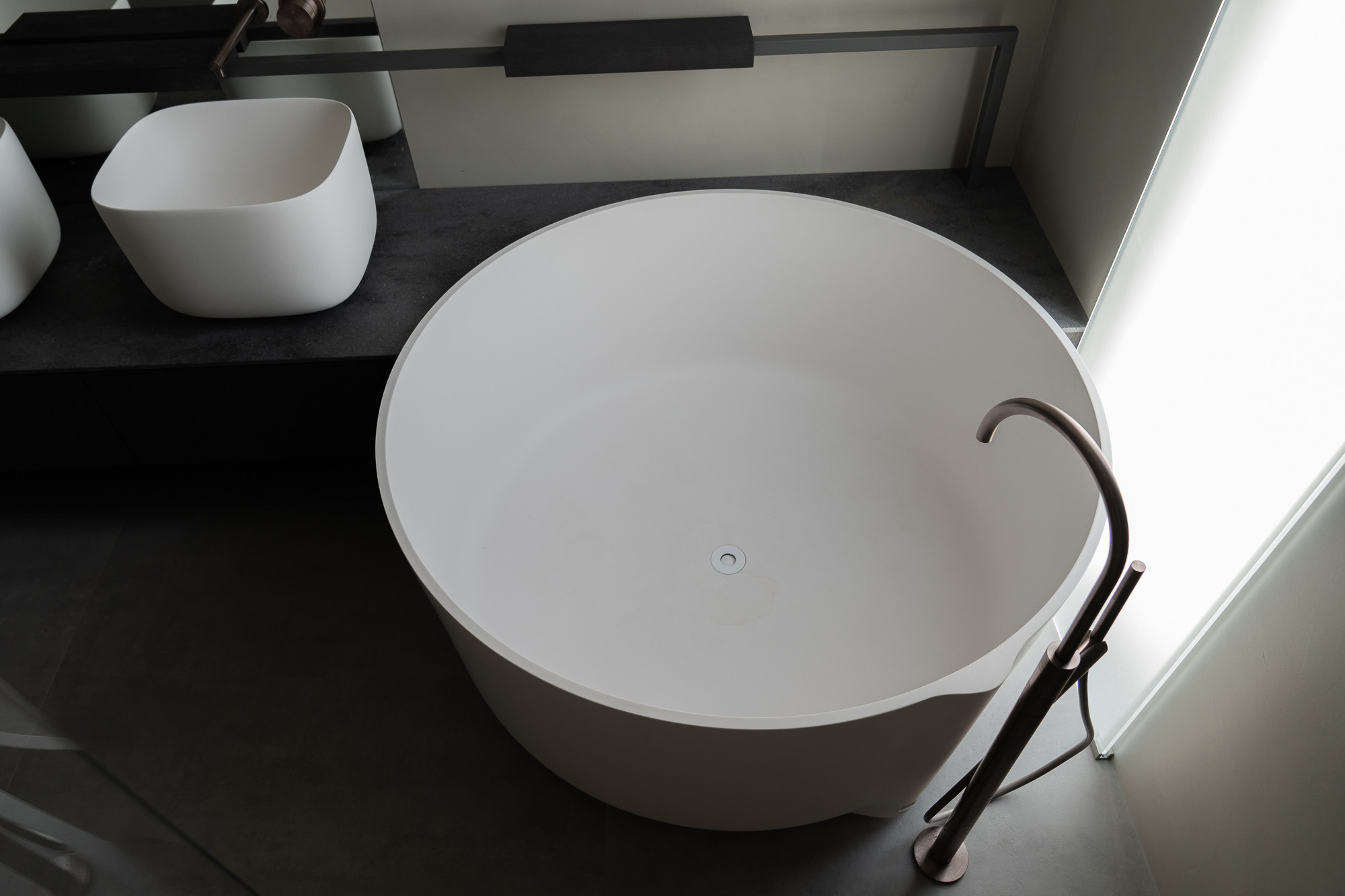 Bytový design - Návrhy kompletních interiérů Návrh a realizace interiérů Architekt funkčních interiérů bytový design Profesionální návrhy interiérů Praha Architekti v České republice  czech architects Design interiéru i exteriéru Navrhujeme luxusní domy Architekt a architektonická kancelář Návrhy domů, bytů, interiérů Luxusní vila Nejlepší Vily v Praha, Česká republika Prague Luxury Villa, Vila Wellness Aqua House Luxusní  rodinné vily