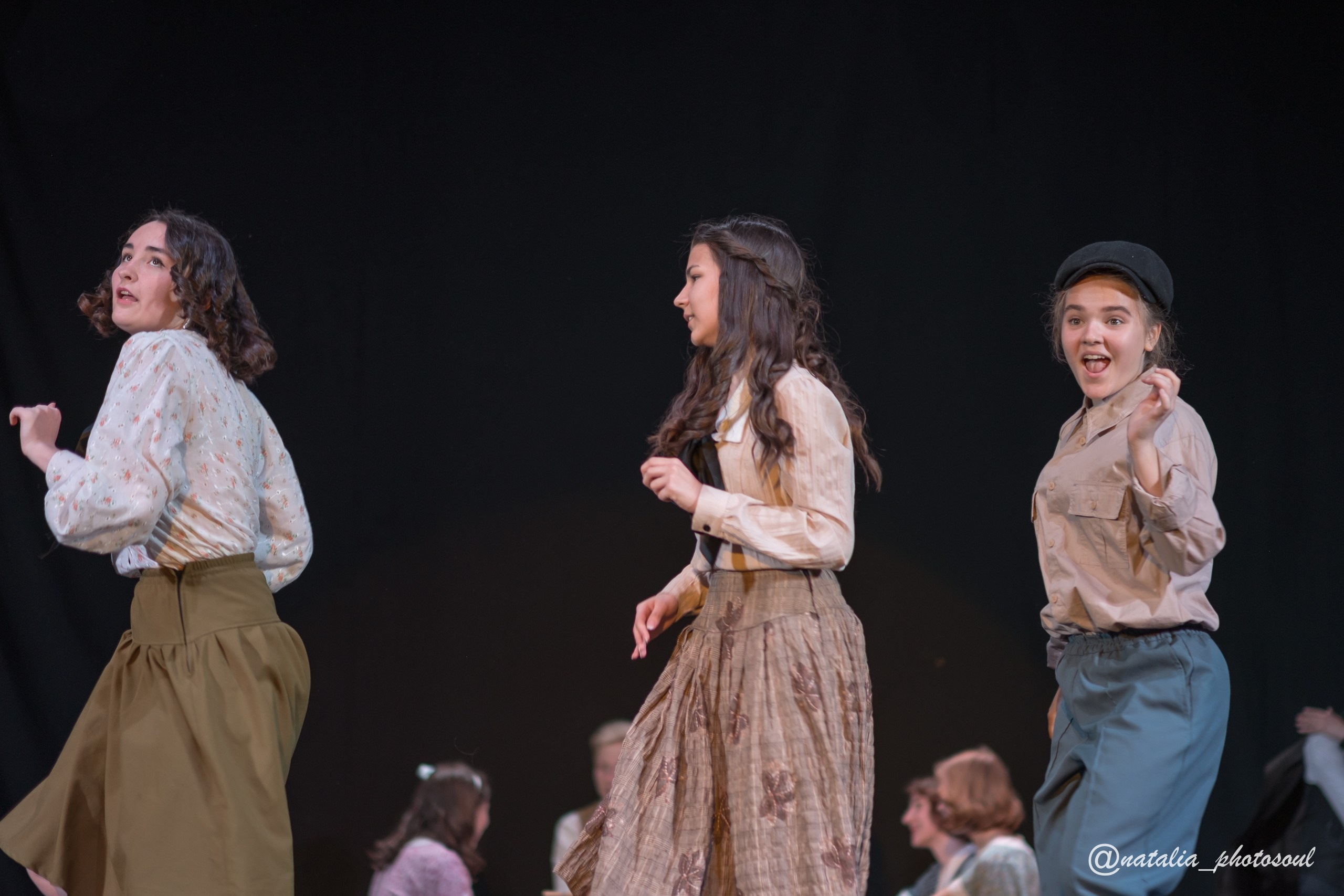 Performance “Our Town” School and Theater “Artist”. Photographer in Seoul Dobrokvashina Natalya