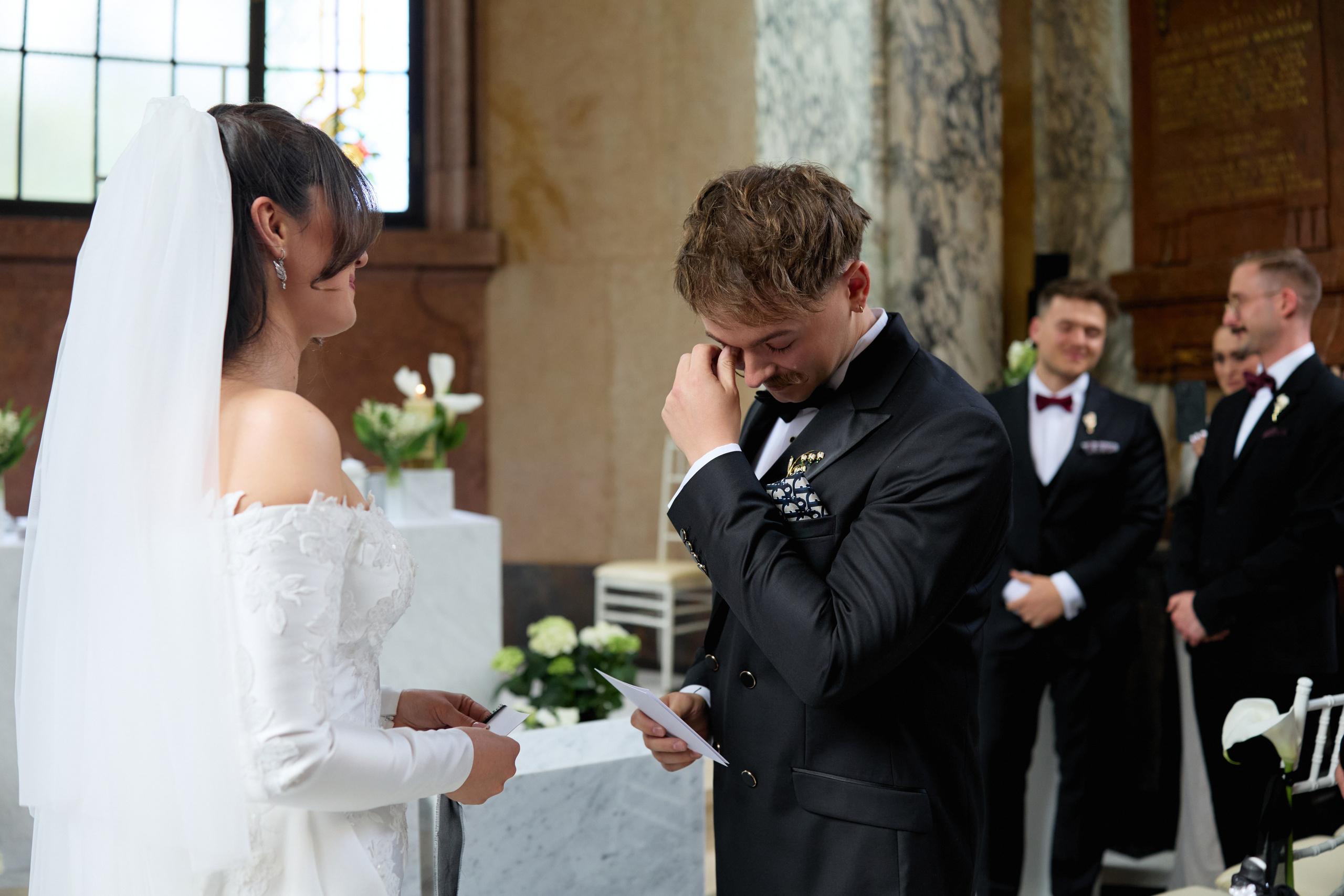 Wiktoria & Kacper. Pałac Goetz. Fotograf ślubny i rodzinny w Krakowie Yana Klymova