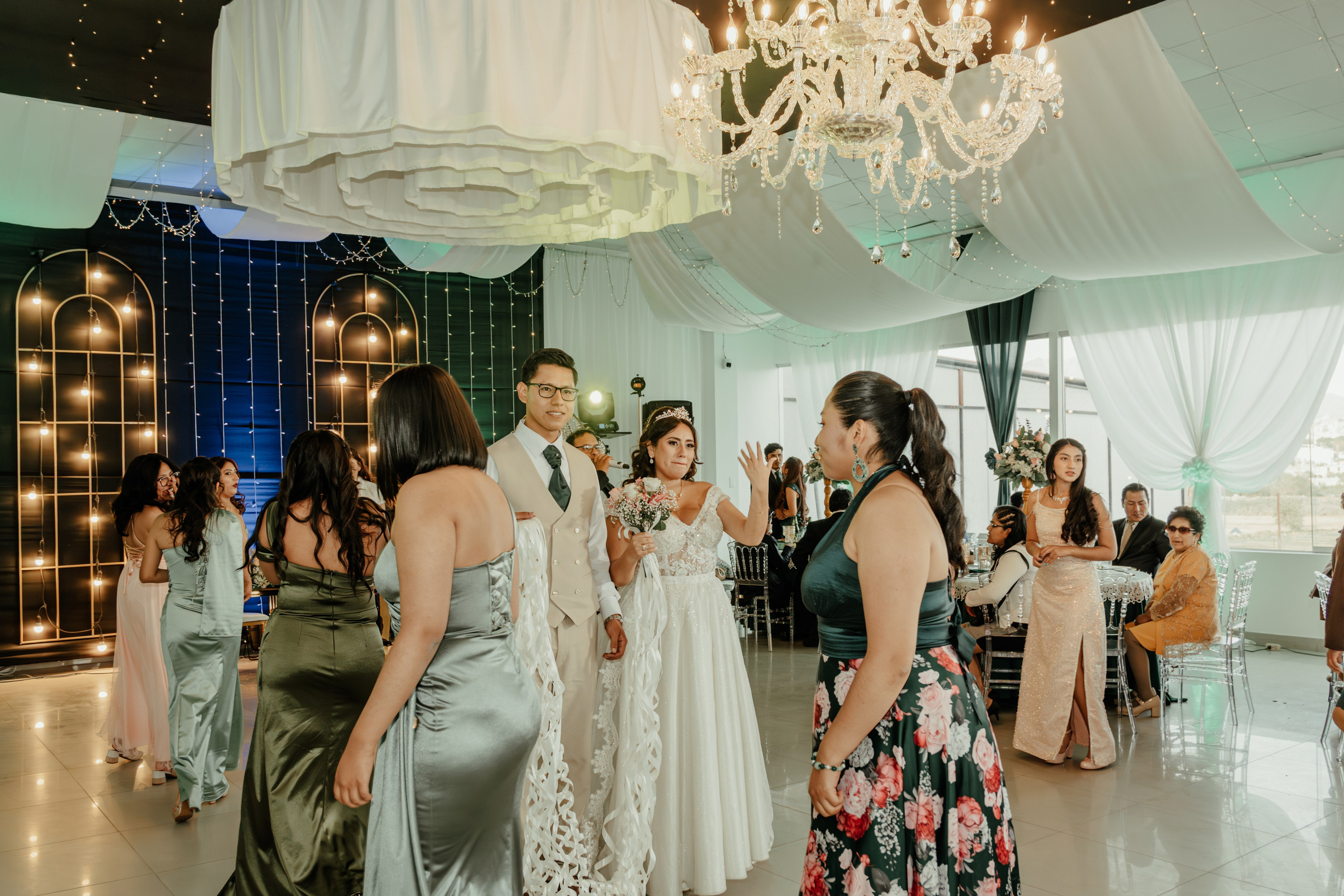 ANGIE + MANUEL BODA RELIGIOSA. Studio KVTA | Fotografía y Video de Bodas en Arequipa