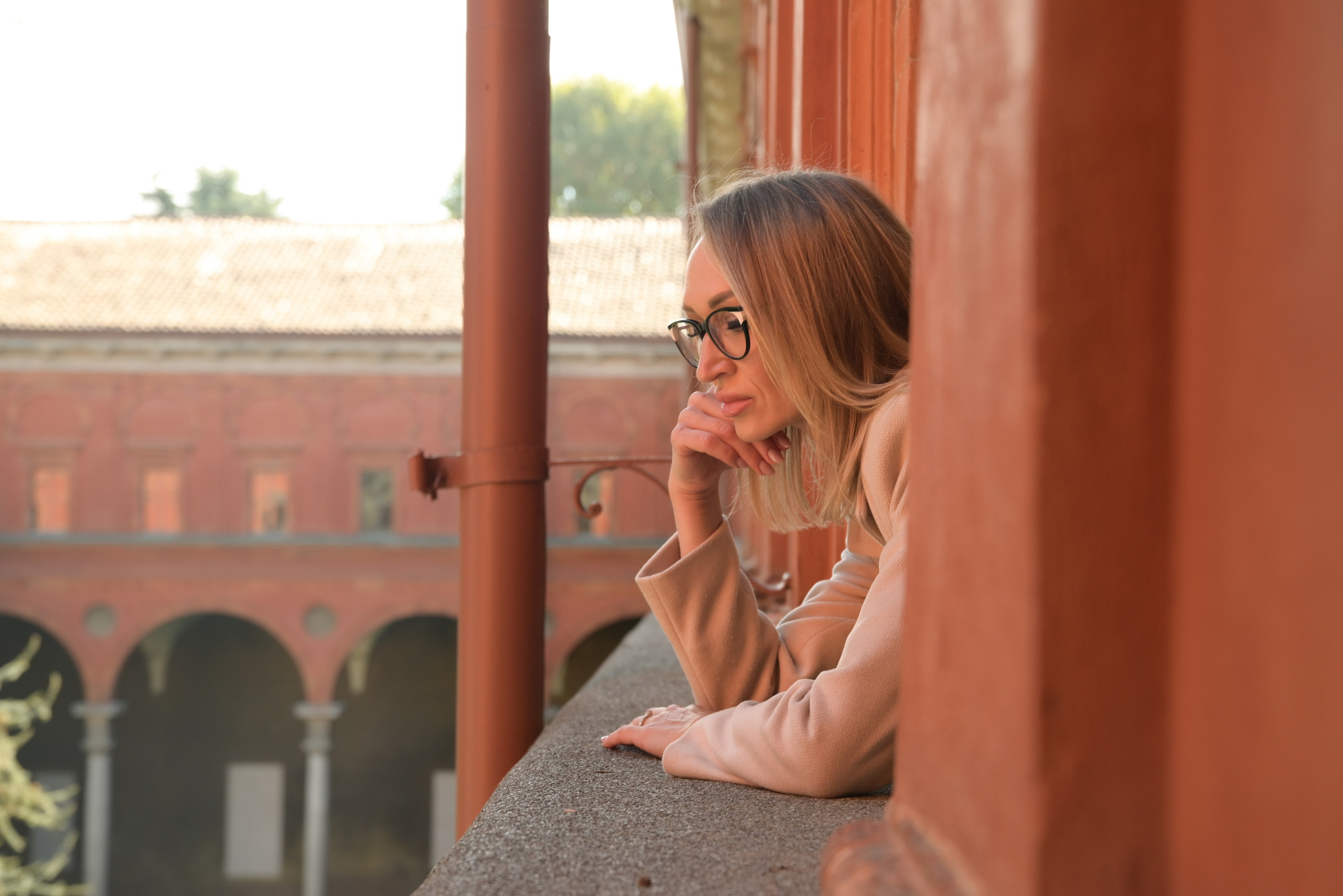 POLINA RITRATTO BUSINESS PSICOLOGO SPECIALIZZATO IN RELAZIONI