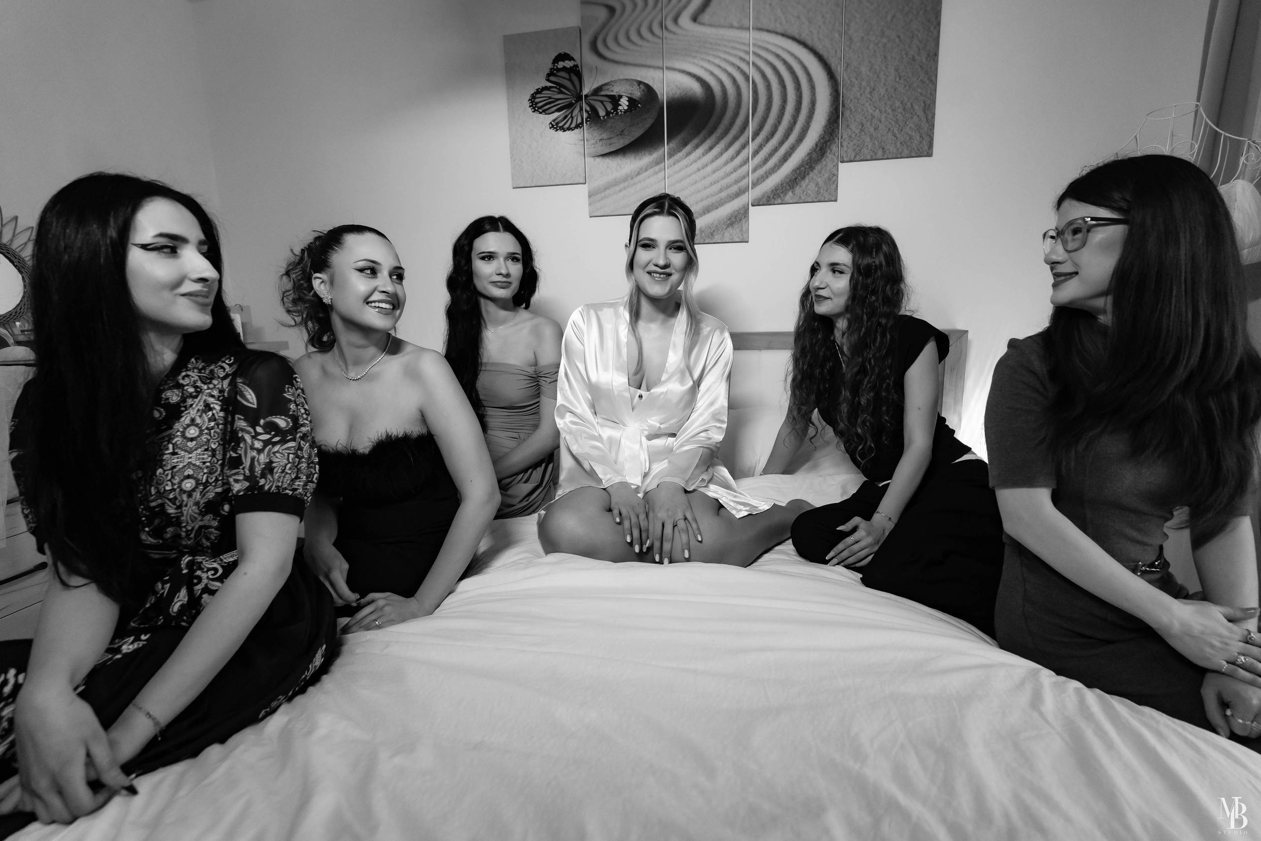 Constantin și Cătălina. MBT STUDIO