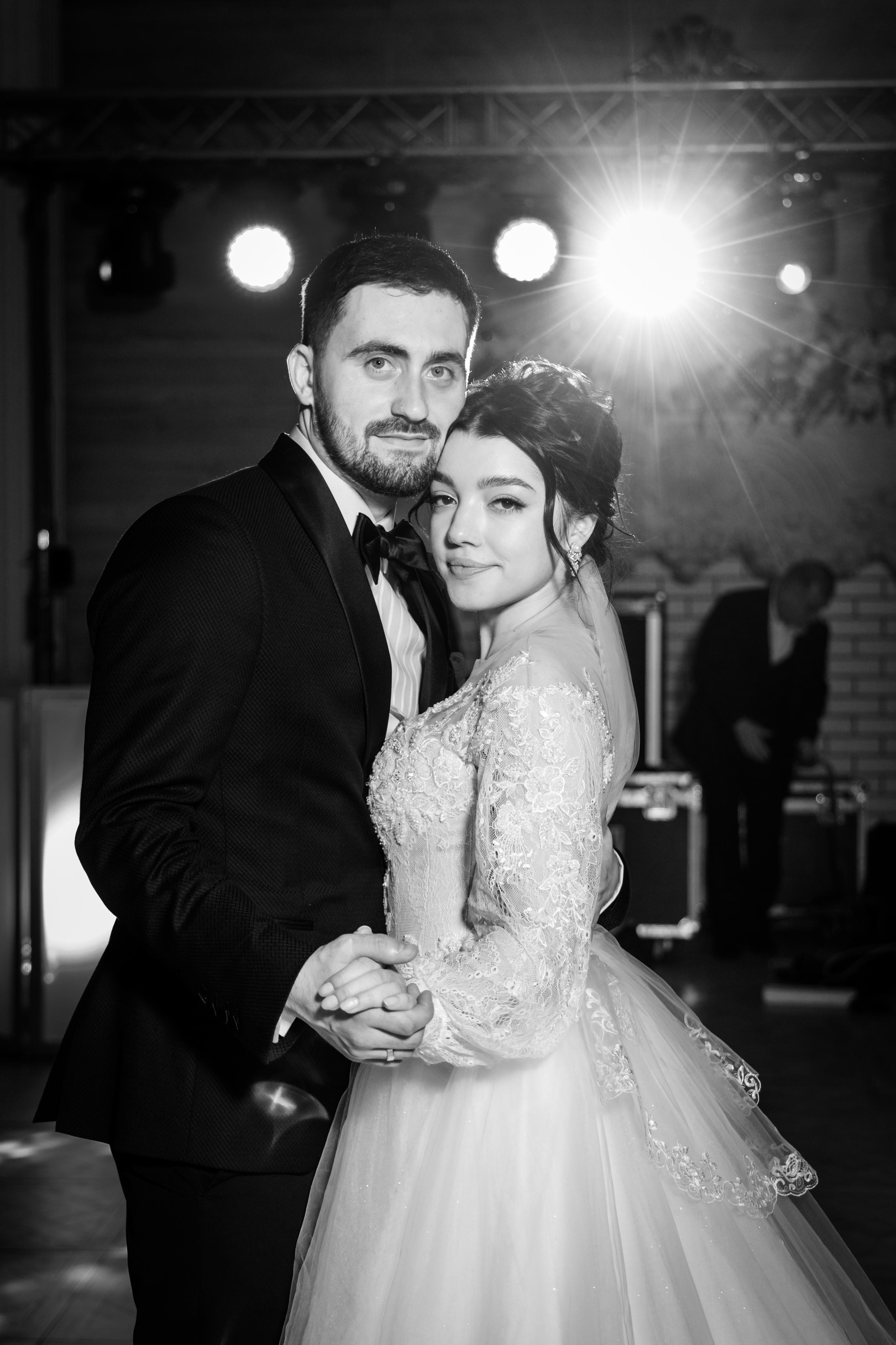 Grand Elisee - Dan & Liliana. LuxArt - Servicii foto video