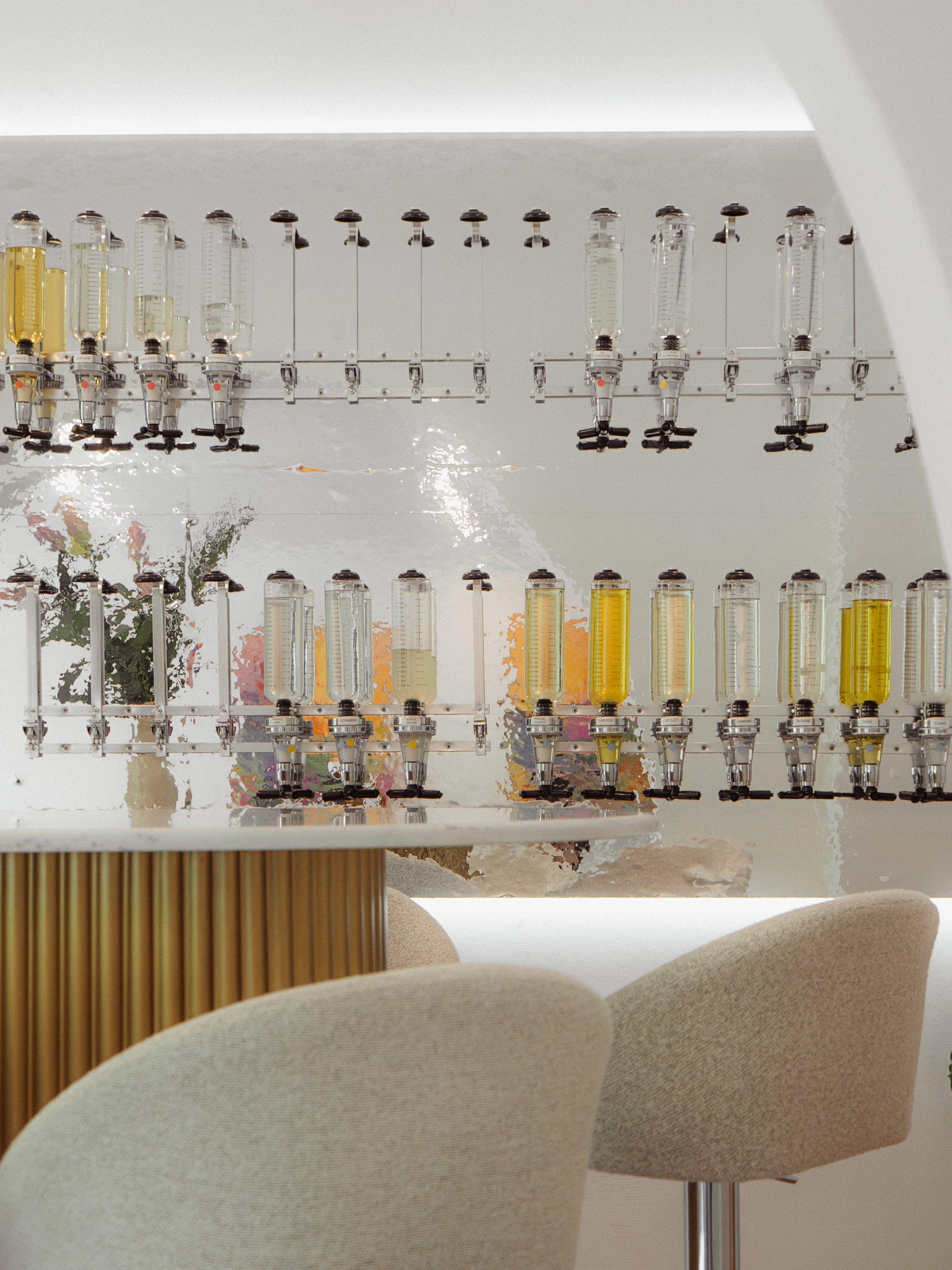 Perfume Bar opening. Portrait Lifestyle Photographer in Munich — Polina Cherkasova