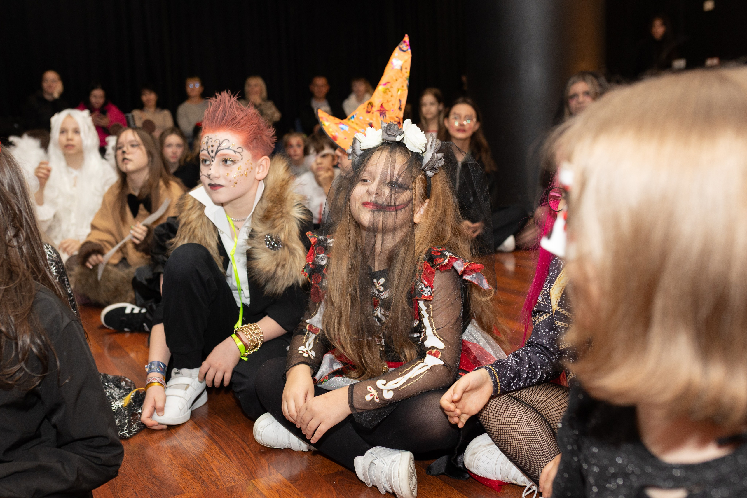 Leo dance studio Helloween 2025. Семейный и детский фотограф в Варшаве Мила Бобровская