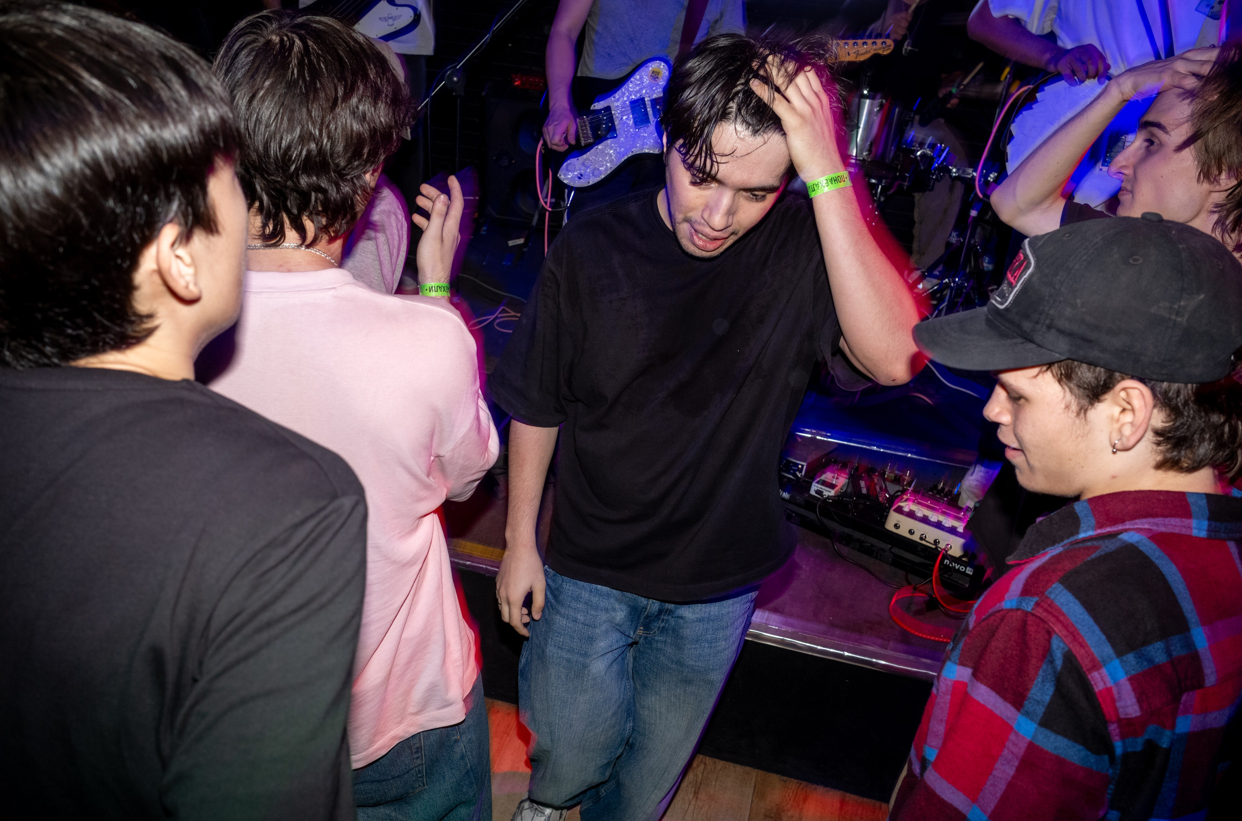 Cruel Tie live on stage, photo 20 — Boshqa Musiqa Fest, Ponaexali Hall, Tashkent, September 2026