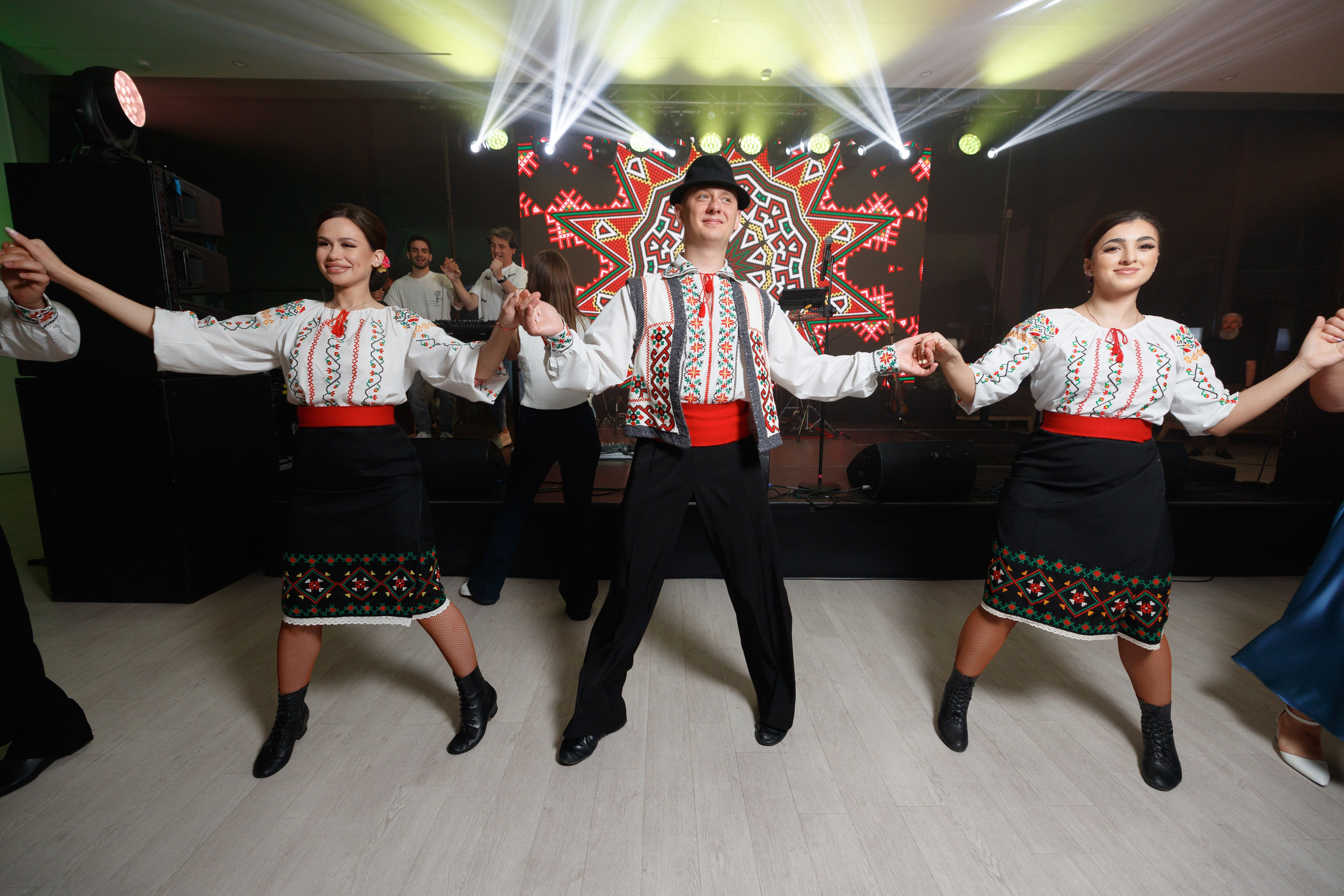 Halbert & Vio | Wedding photography. Scarlat Photography