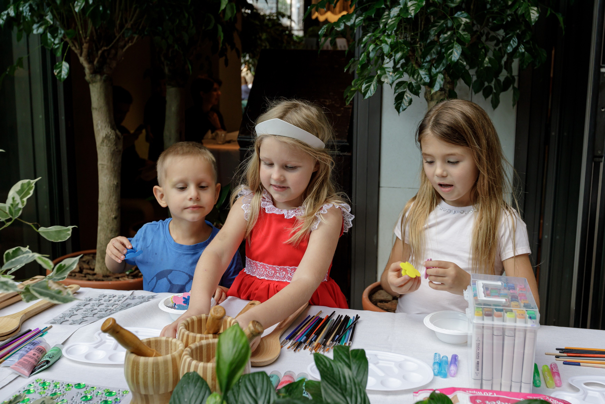 Maslenitsa at Babushka Restaurant, Dubai 2024. Photographer Anna Curly | Weddings and Events in Dubai