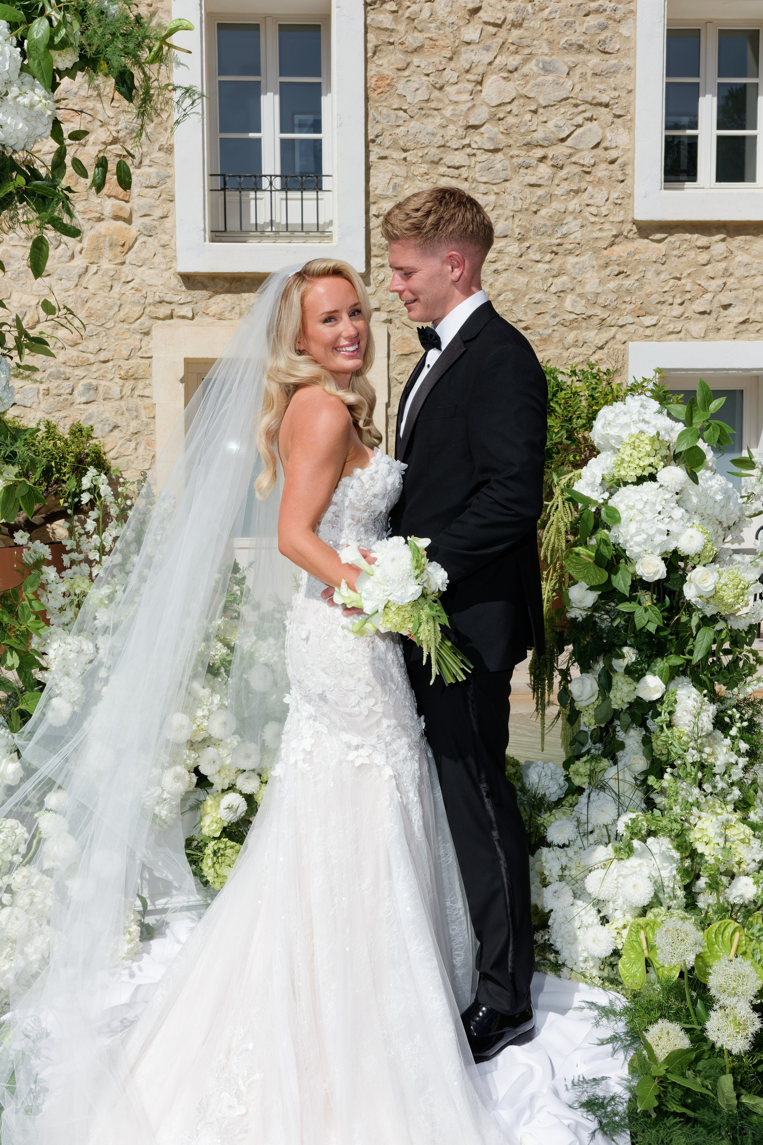 Wedding at Château L’Hospitalet in Narbonne, France. Destination Wedding Photographer — Nikita Burtsev