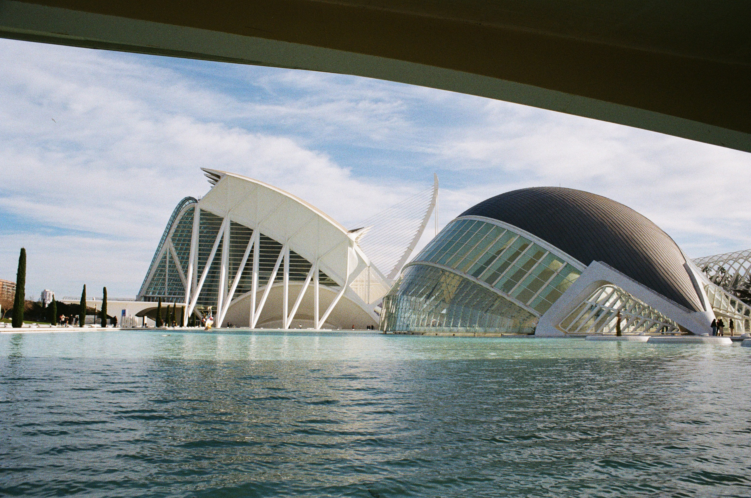 Valencia — Ein fotografischer Spaziergang durch Licht und Weite. Hochzeitsgeschichten – Professionelle Hochzeitsfotografie & Videografie in Deutschland, Italien, Spanien und ganz Europa