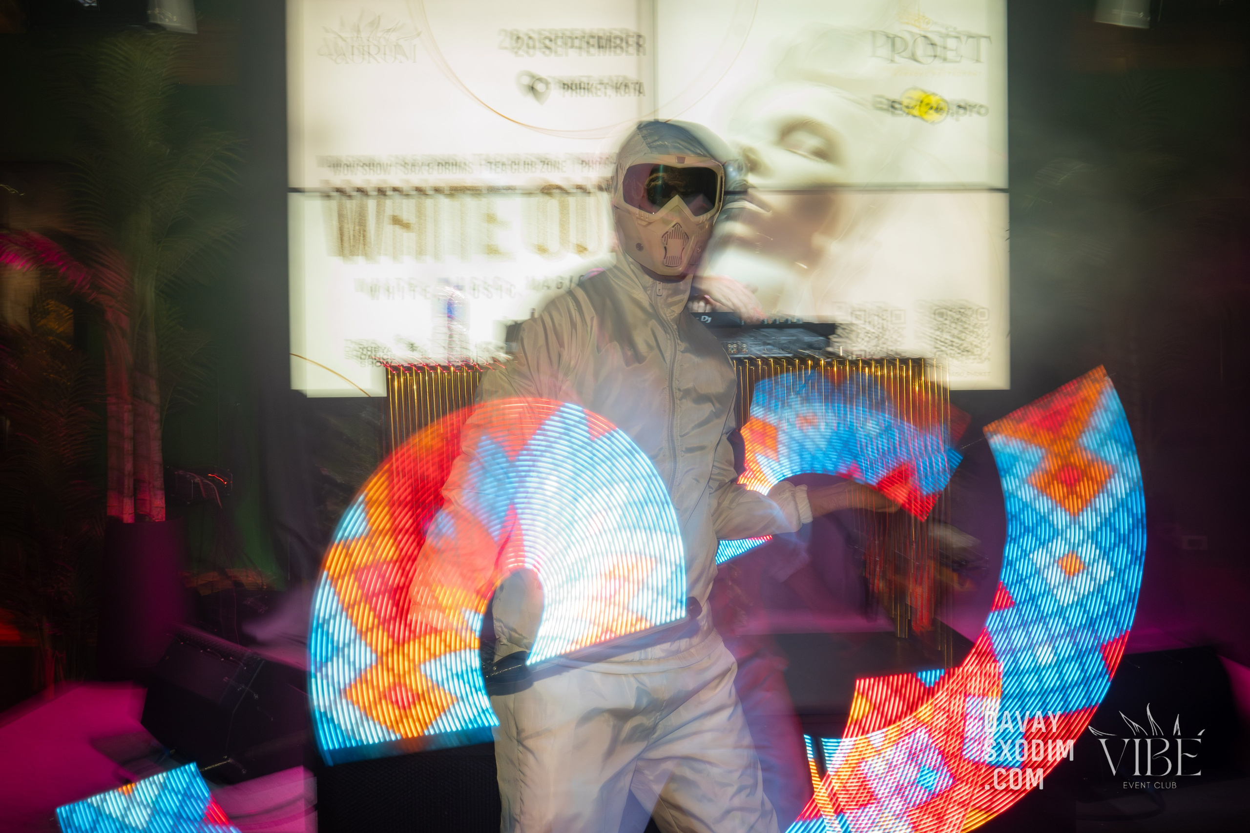 Вечеринка White Out | Фоторепортаж | Видеорепортаж | Афиша | DAVAYSXODIM.com PHUKET. АФИША|ФОТОРЕПОРТАЖИ|ИВЕНТЫ|ПХУКЕТ