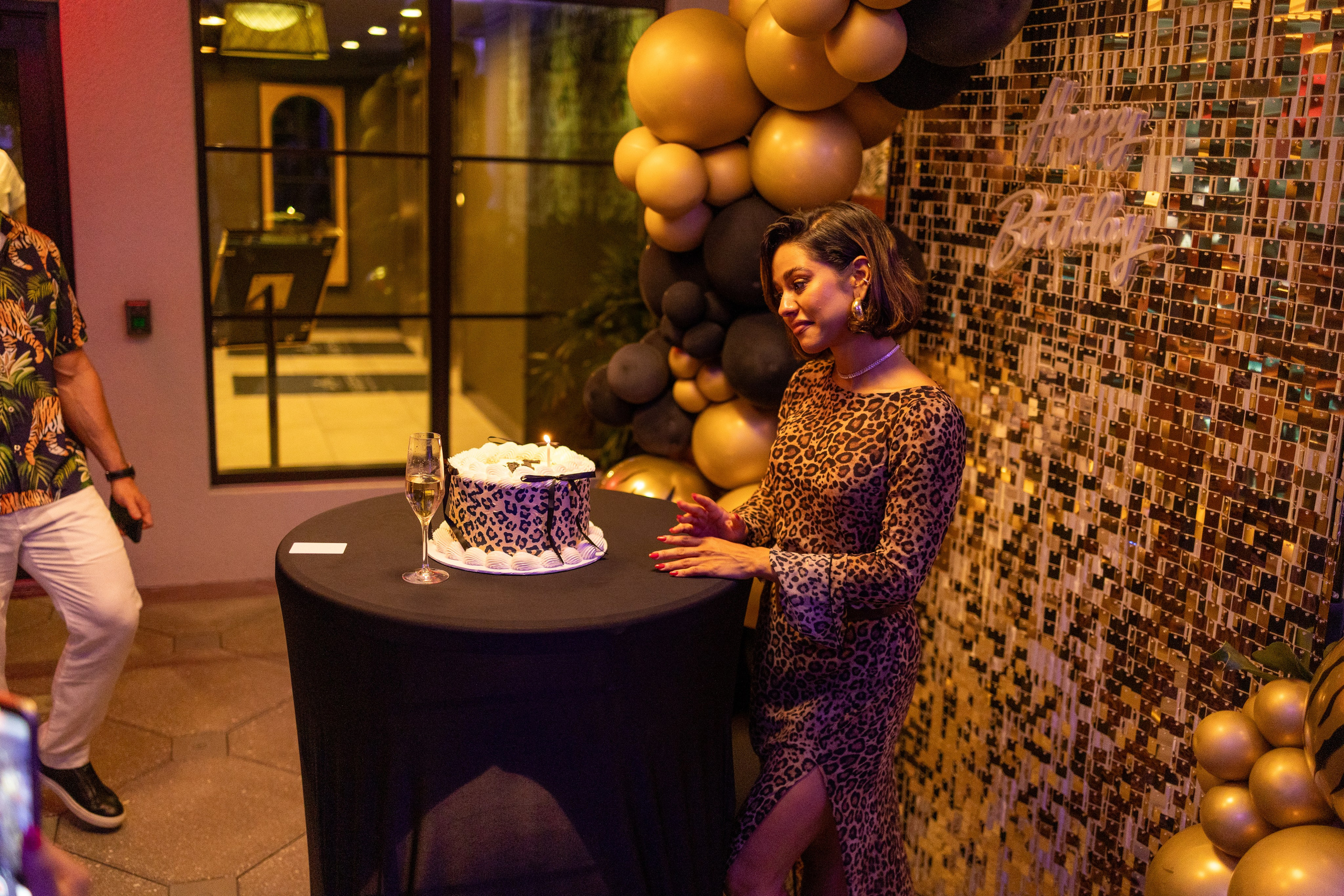 Luara Birthday at the Perry Hotel. Out and About 239