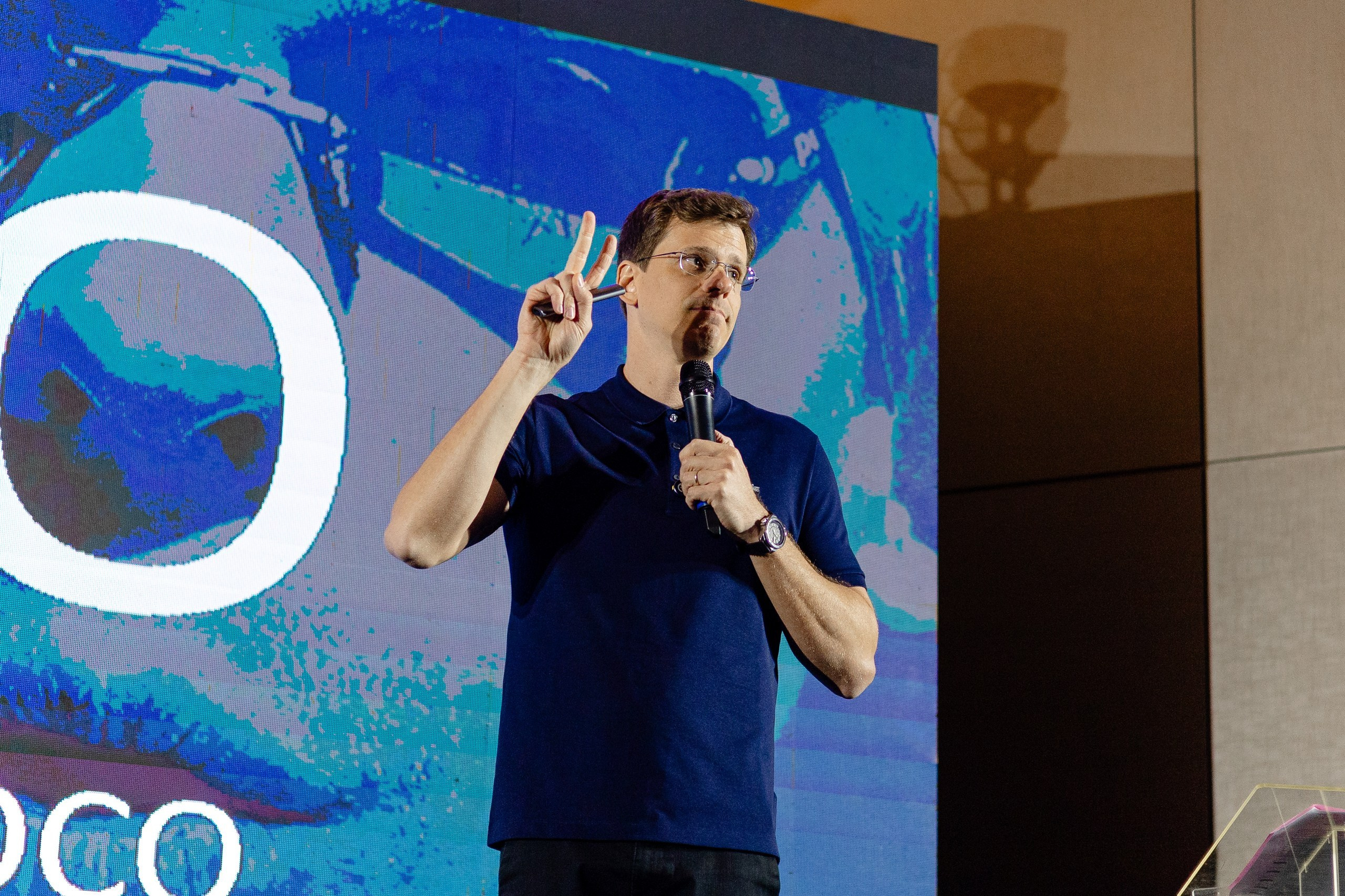 Evento corporativo Triveni Day com César Cielo em Itajaí