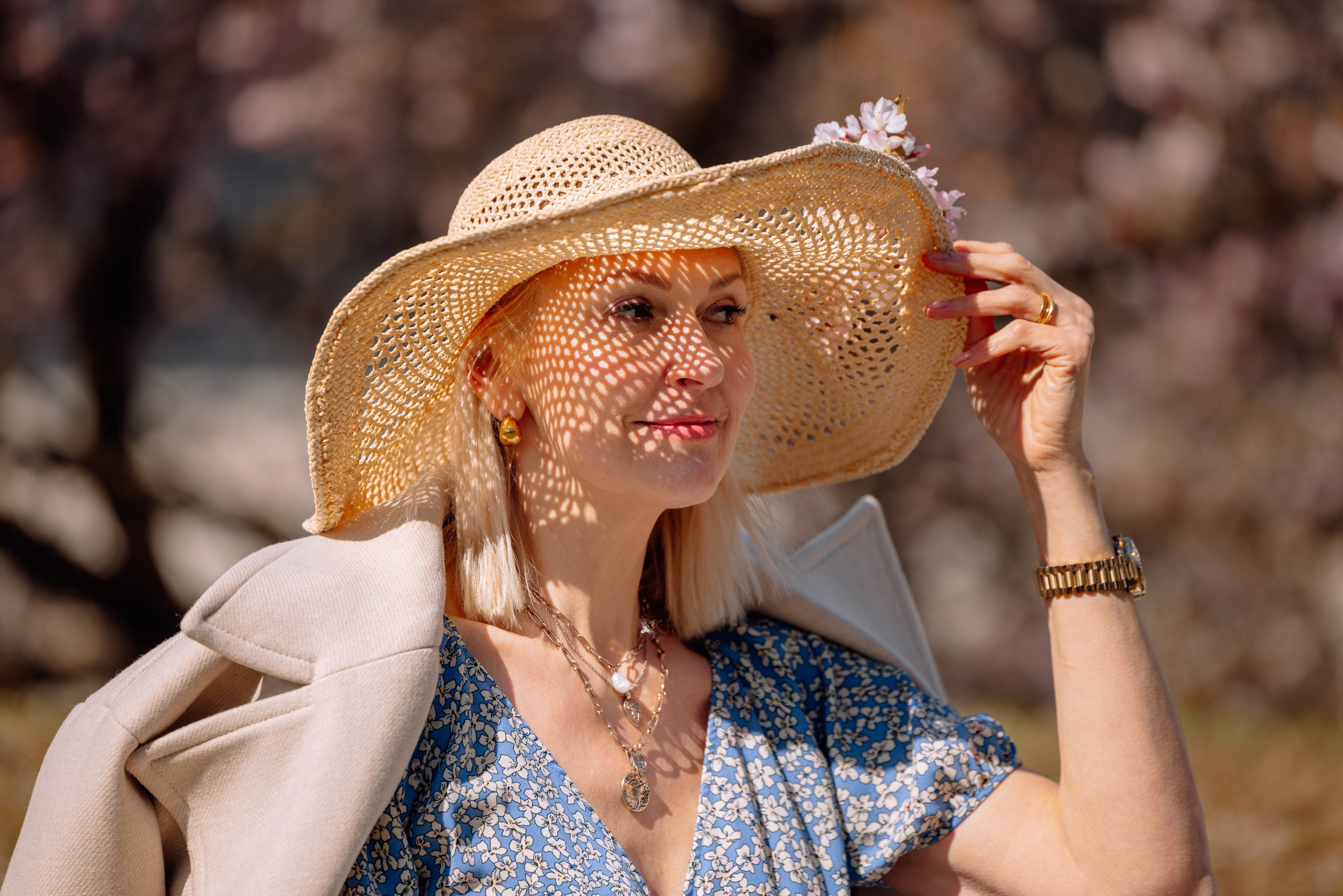 Blütezeit im Olympiapark München. Hochzeitsfotograf München Taufe Familienfotograf Tanja Mauke