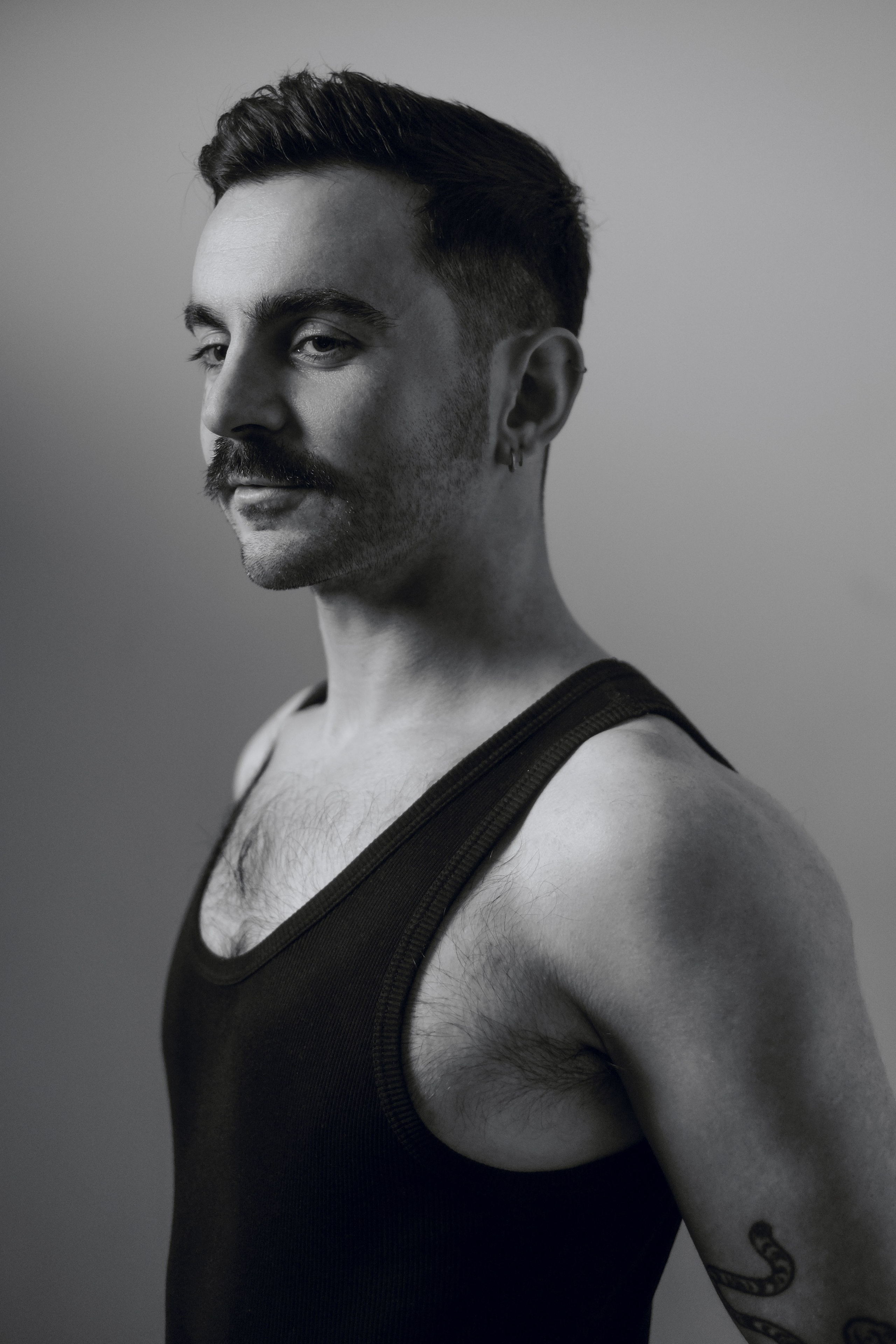 Giovanni Giorgi. Schauspielerfotos Berlin | Headshots & Casting-Videos – Acting Photography