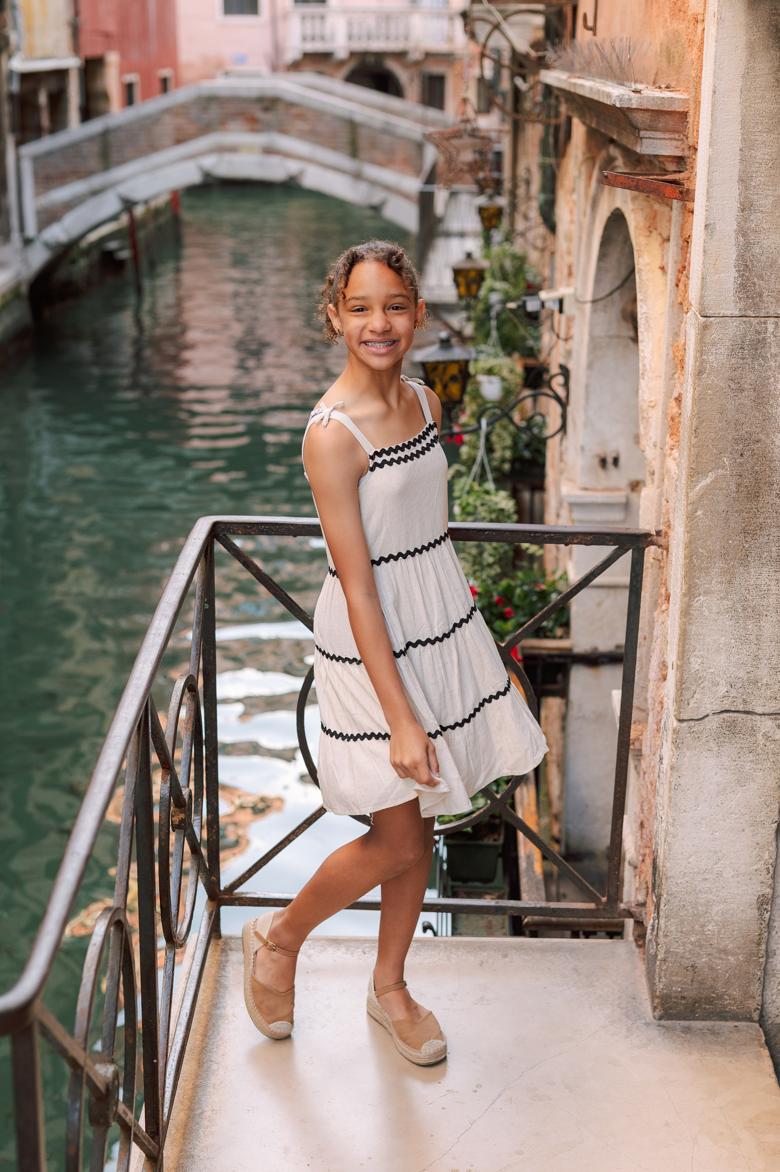 Eliza, Elena, Elliana, Teresa and Brad. Photographer in Venice Anna Terzi