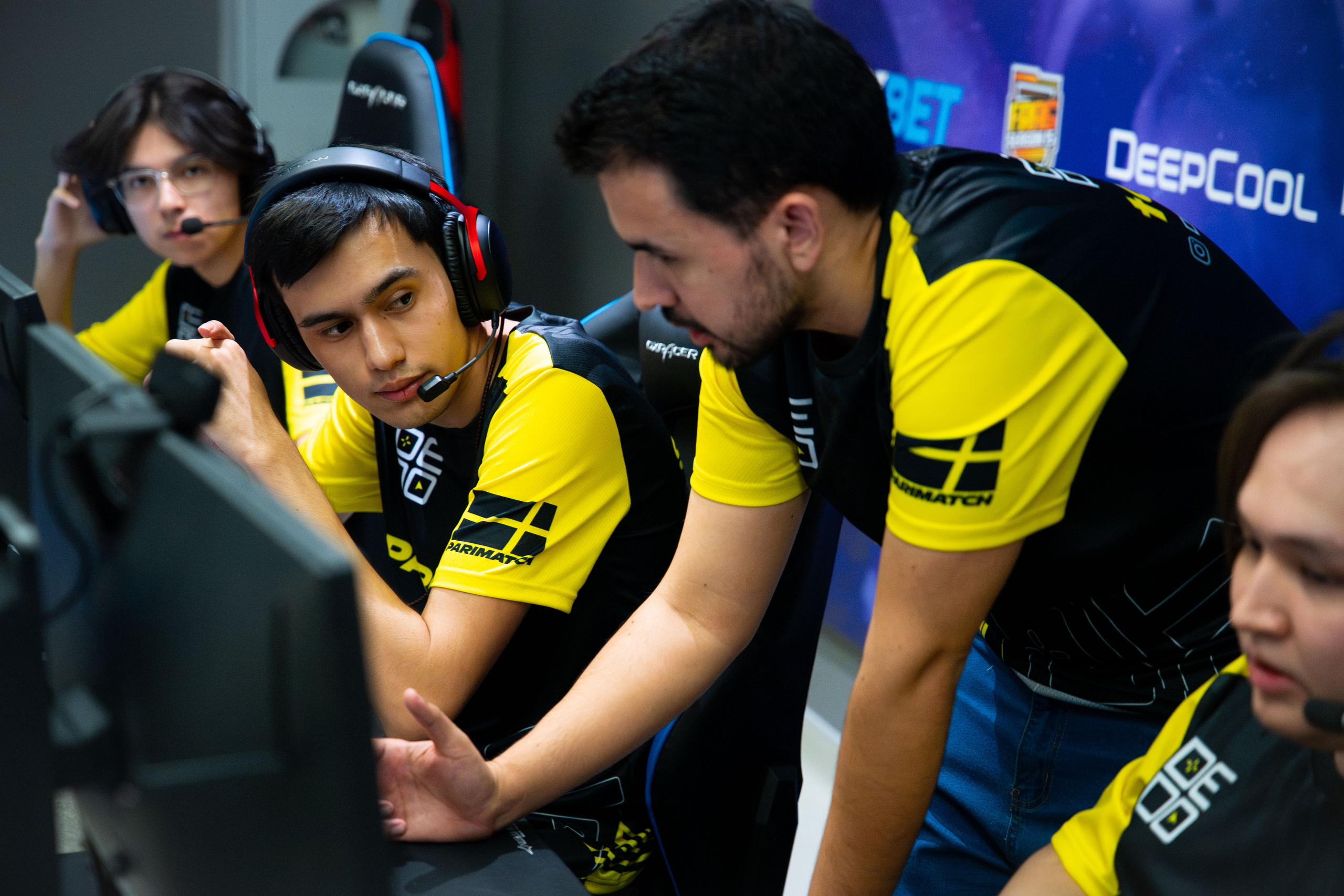 LanDaLan & FRAG & GLuck Yungstar & UCA