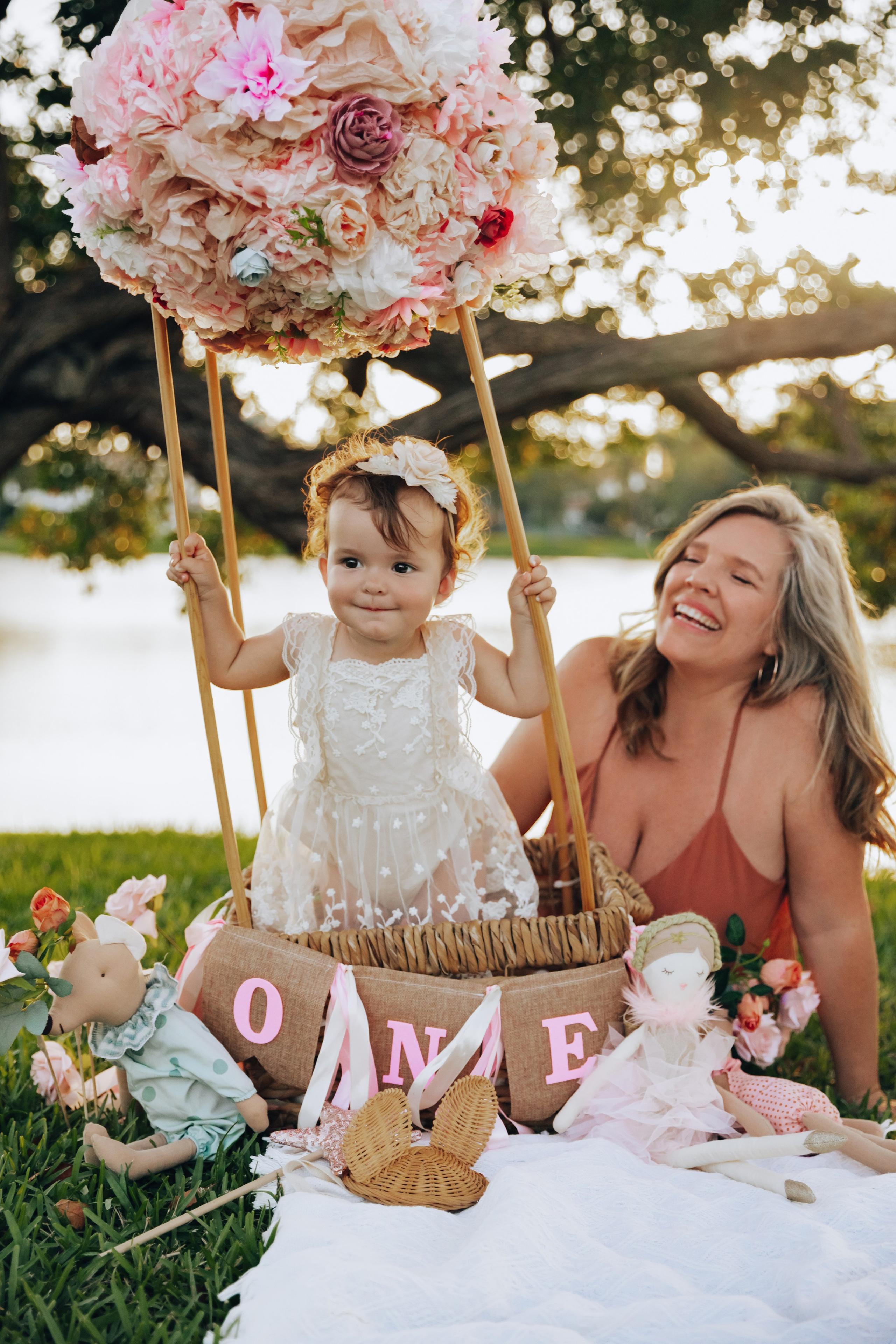 Birthday + props. Photographer in Miami, Family photographer, Event, Wedding