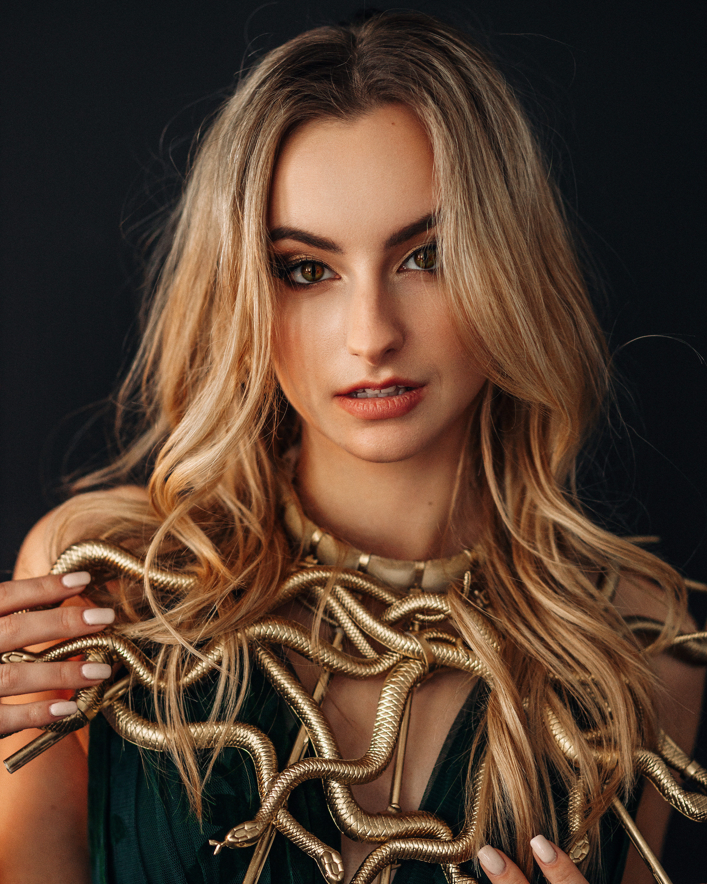 Anna. Montreal photographer