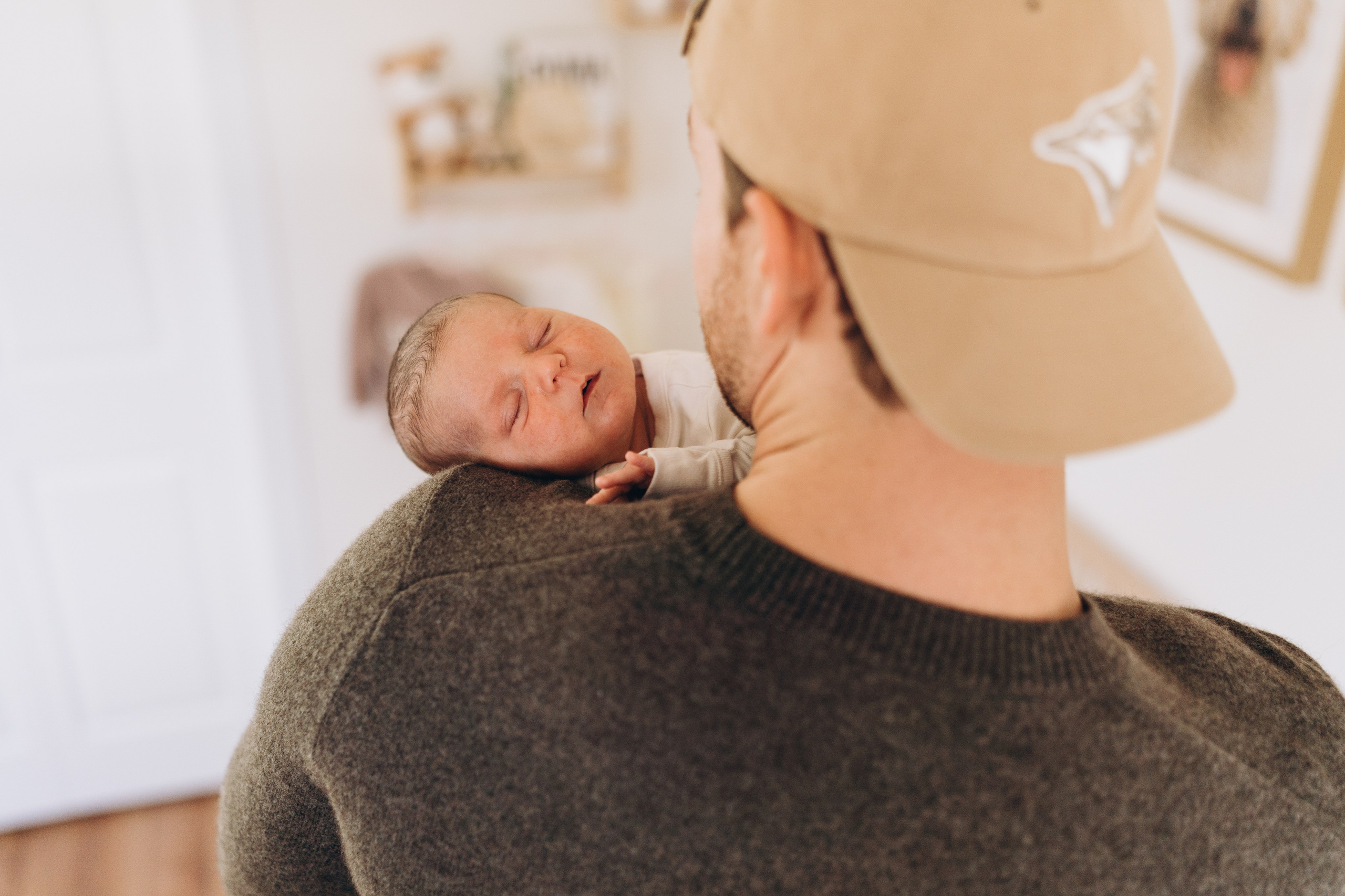Ester & fam. Calgary Wedding & Lifestyle Photographer — Yevhen Polishchuk