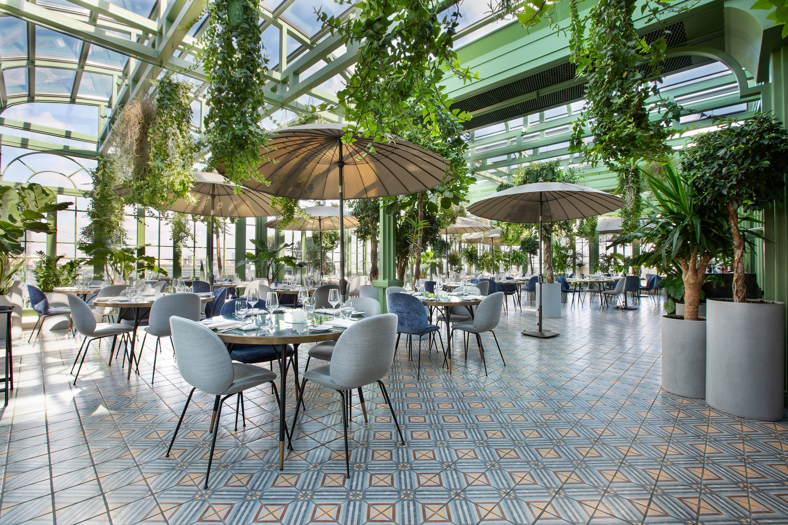 L’Avenue restaurant. Elmar Mustafazadeh Photography