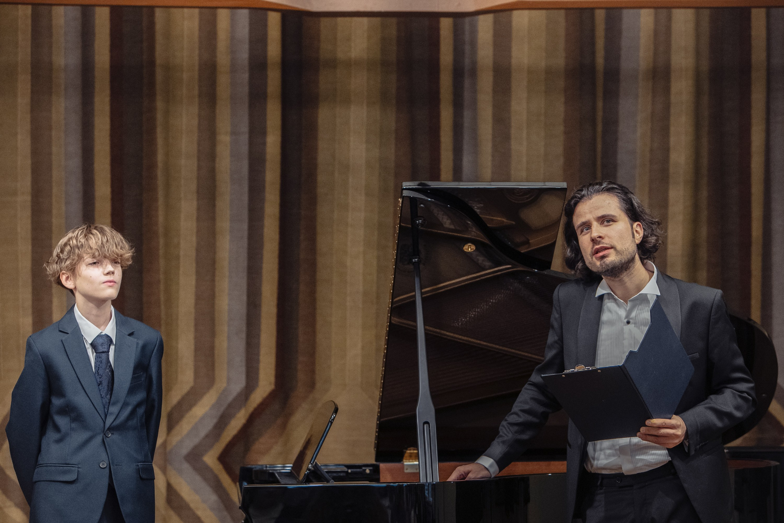 Koncerts P.Jurjāna mūzikas skolā Ukrainas bērnu atbalstam. Sandra Garanca Portrait and event photographer