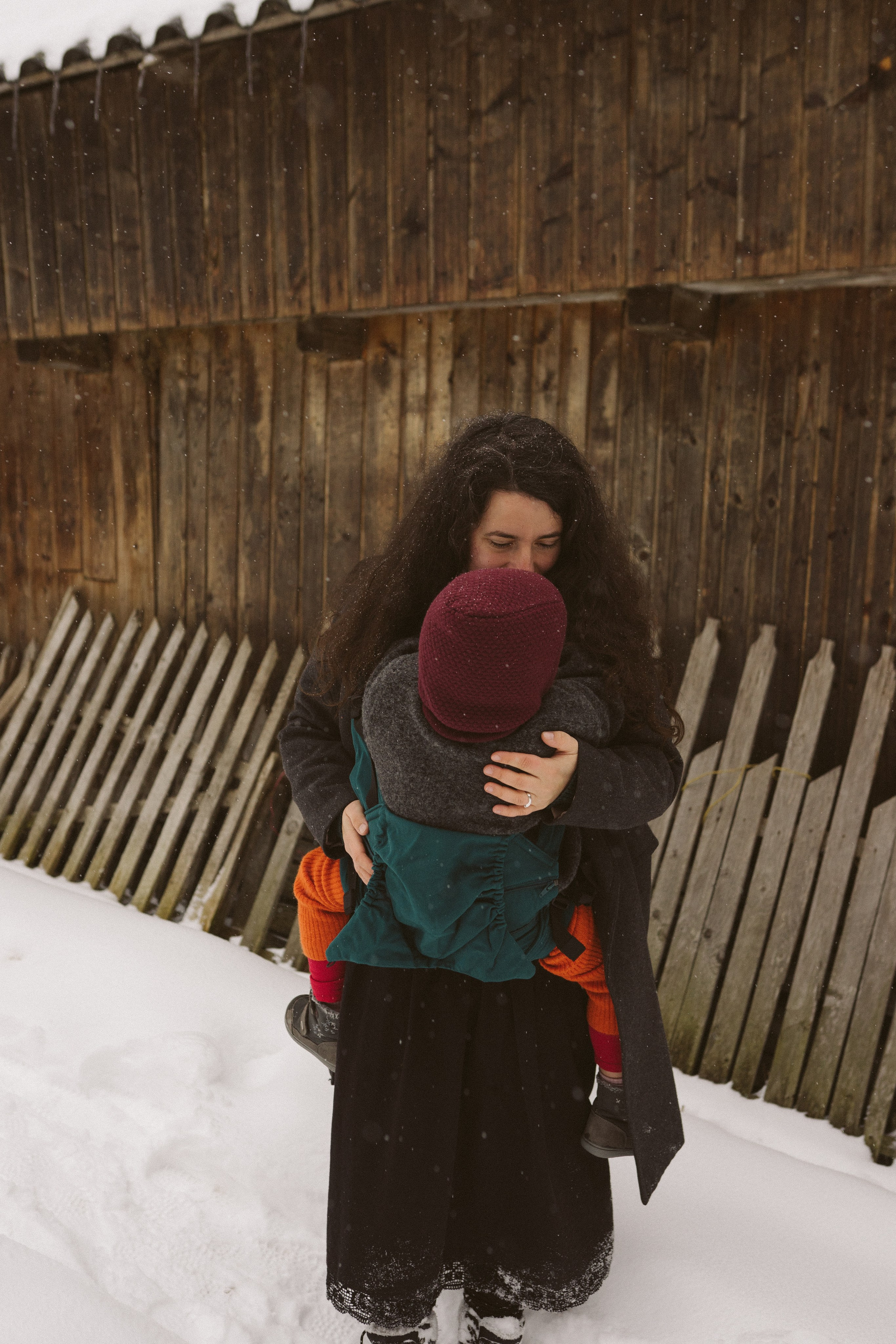 Review Manduca XT: Experiența mea de mamă | Mădălina Beda. Madalina Beda- Artist vizual, fotograf, doula la nastere, consultant babywearing Brasov si in toata tara