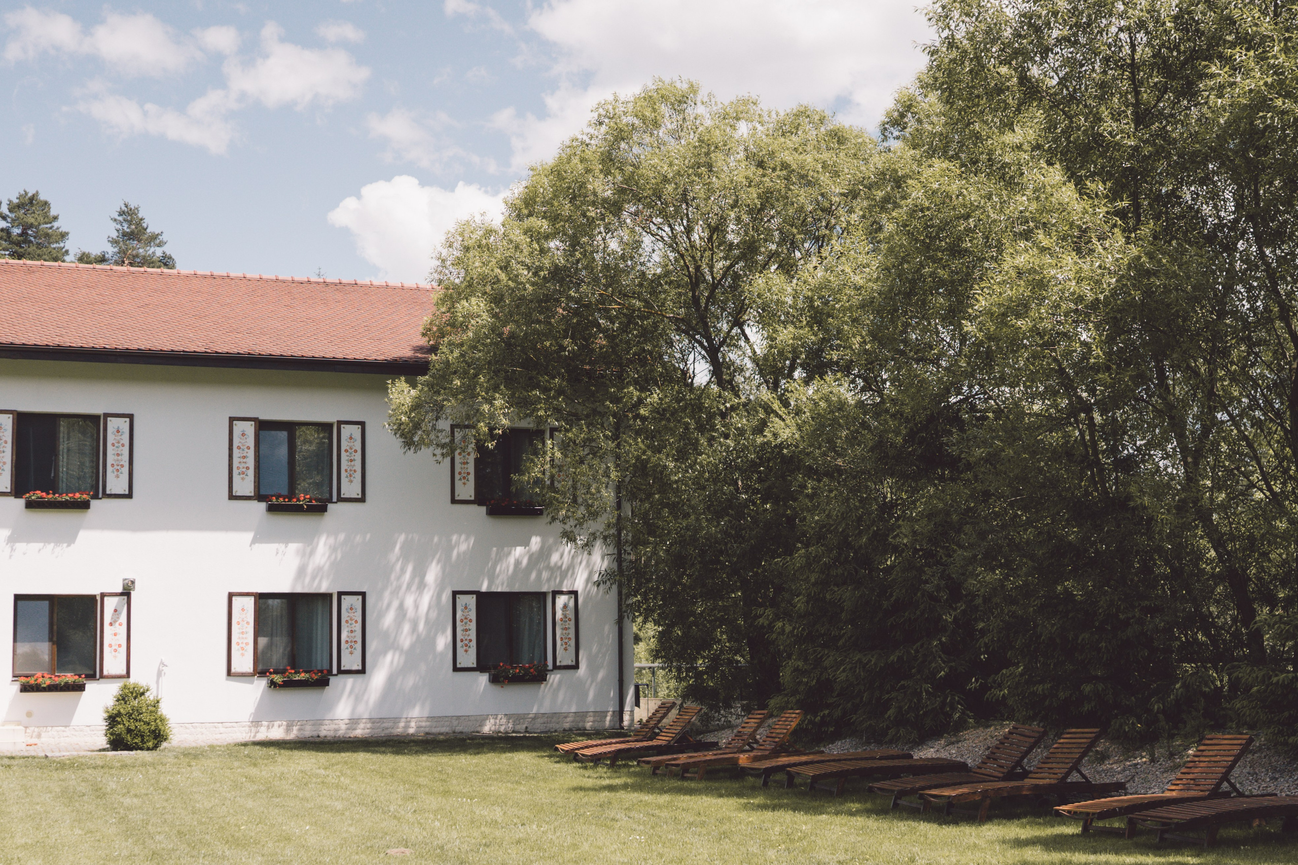 Fotografie de Eveniment Brașov: Povești Vizuale | Mădălina Beda. Madalina Beda- Artist vizual, fotograf, doula la nastere, consultant babywearing Brasov si in toata tara