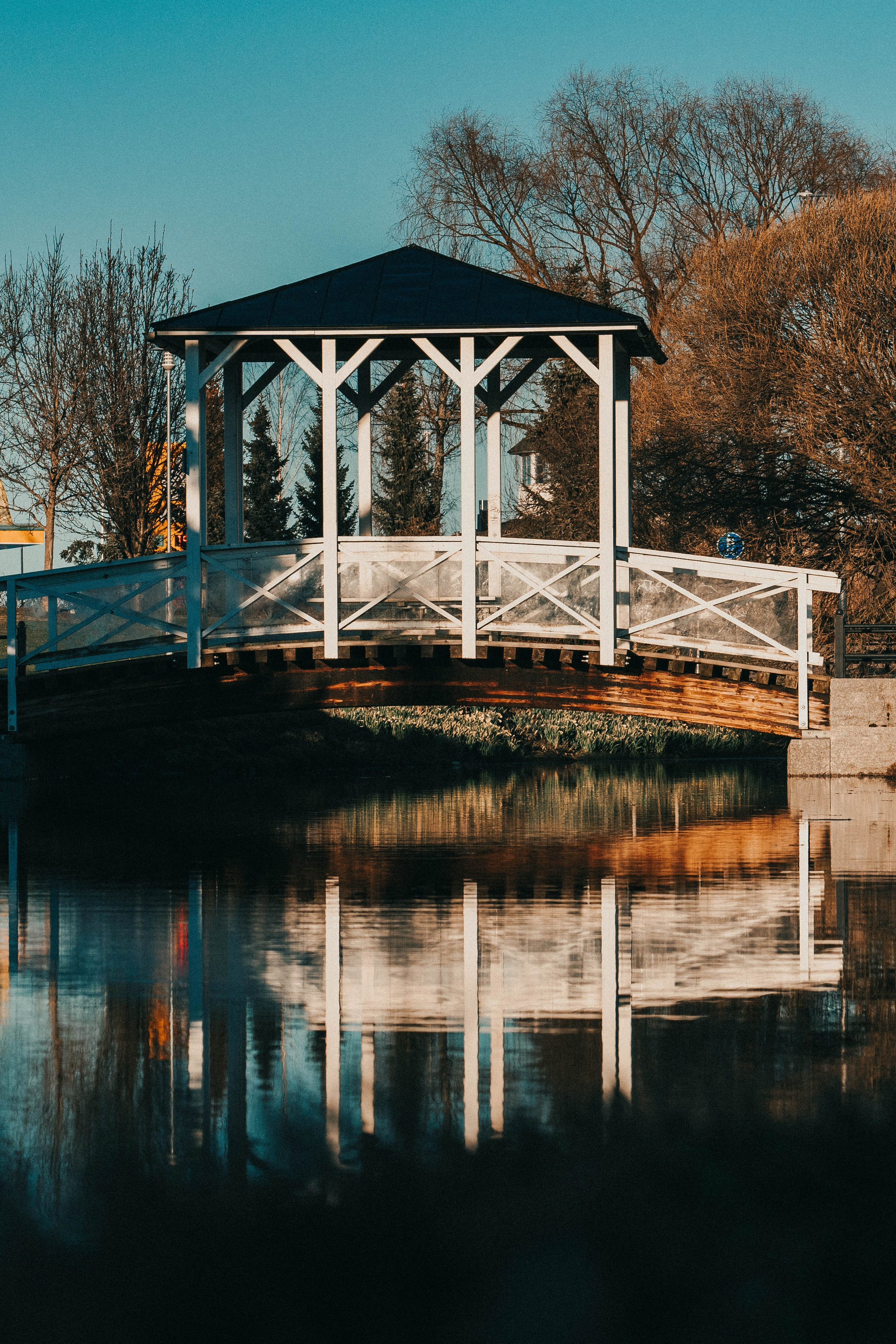 Streetphoto. VEKE MEDIA