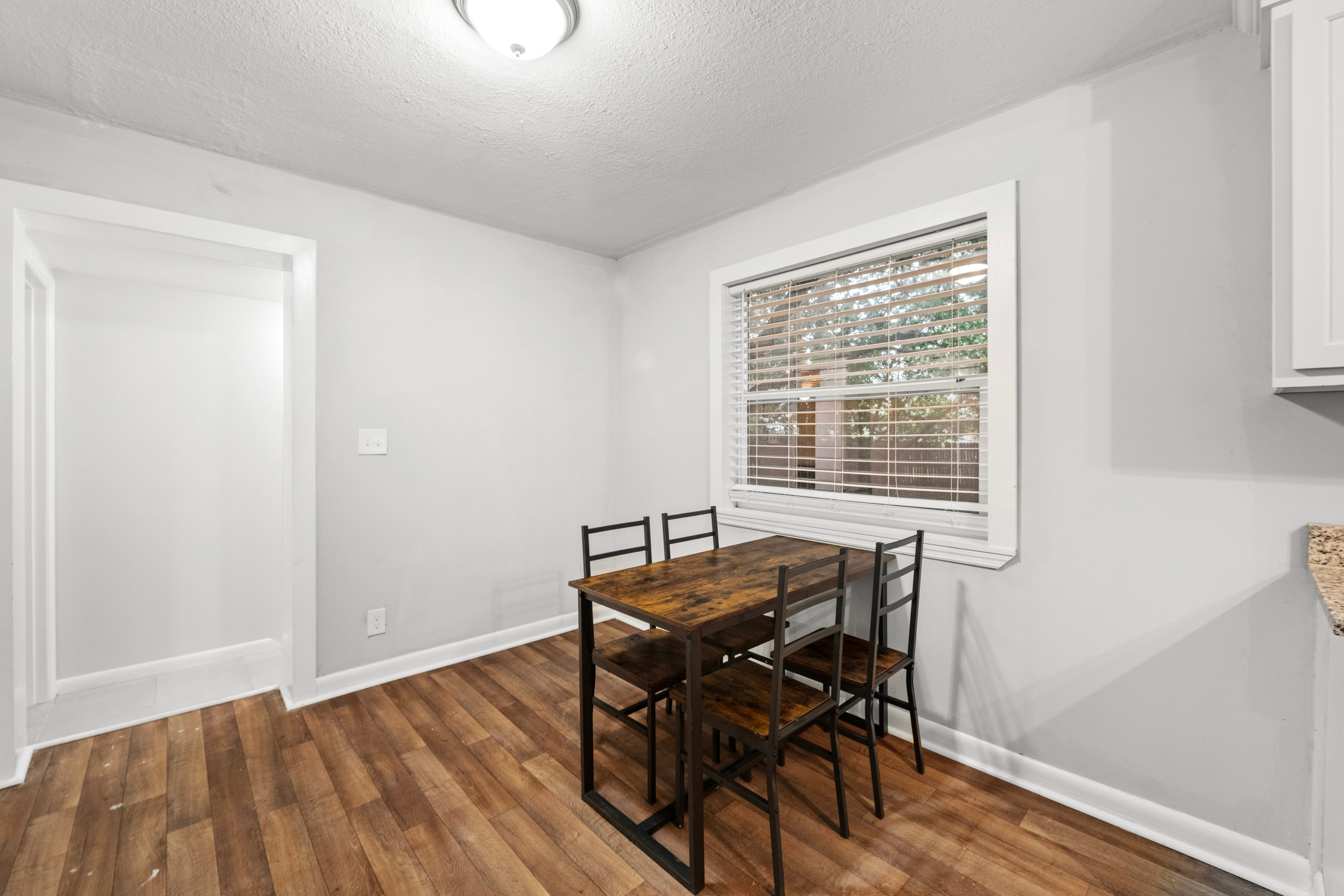 Angol Pl, Jacksonville, Fl 32 210