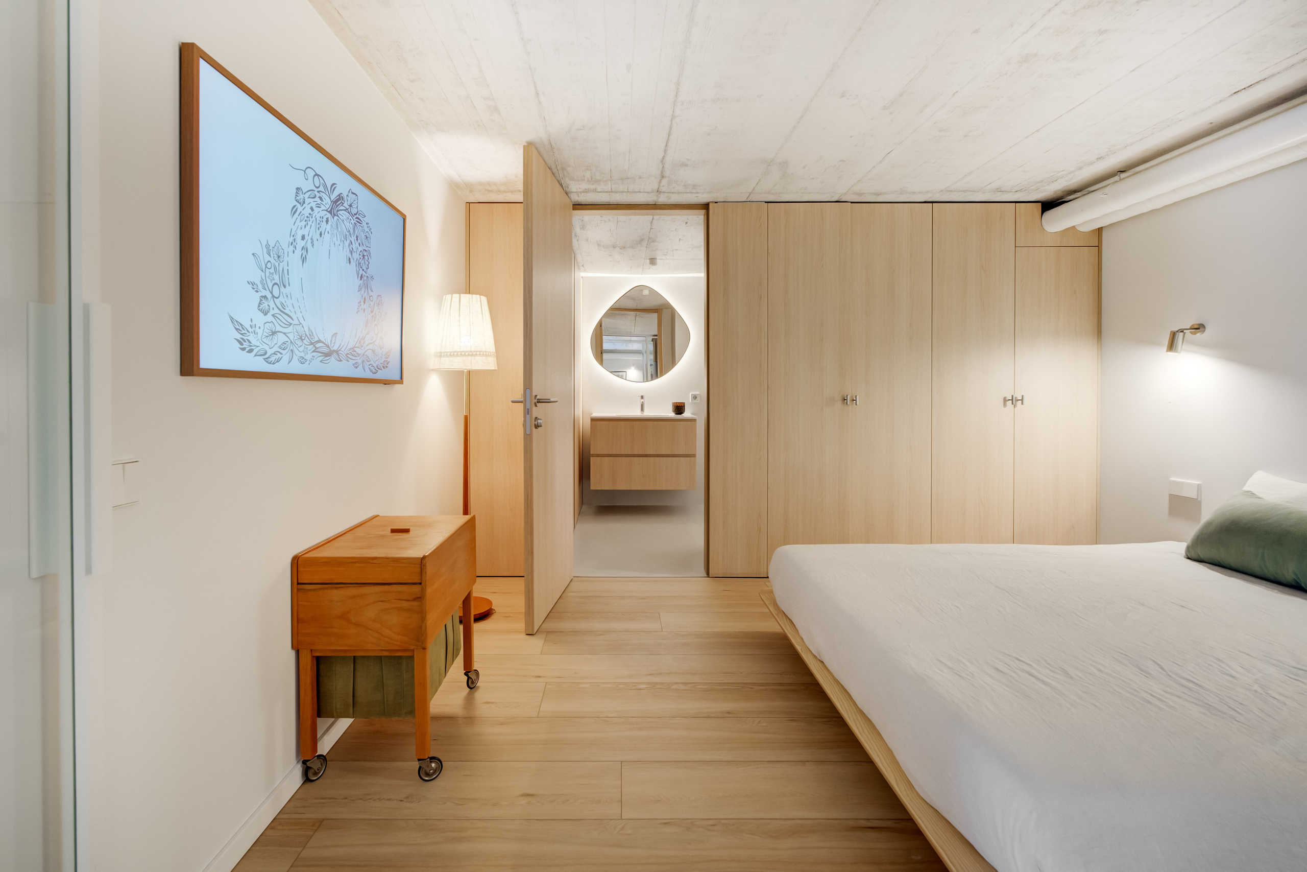 Kauno g. 32B. Elina Sapiega fotografė Vilniuje