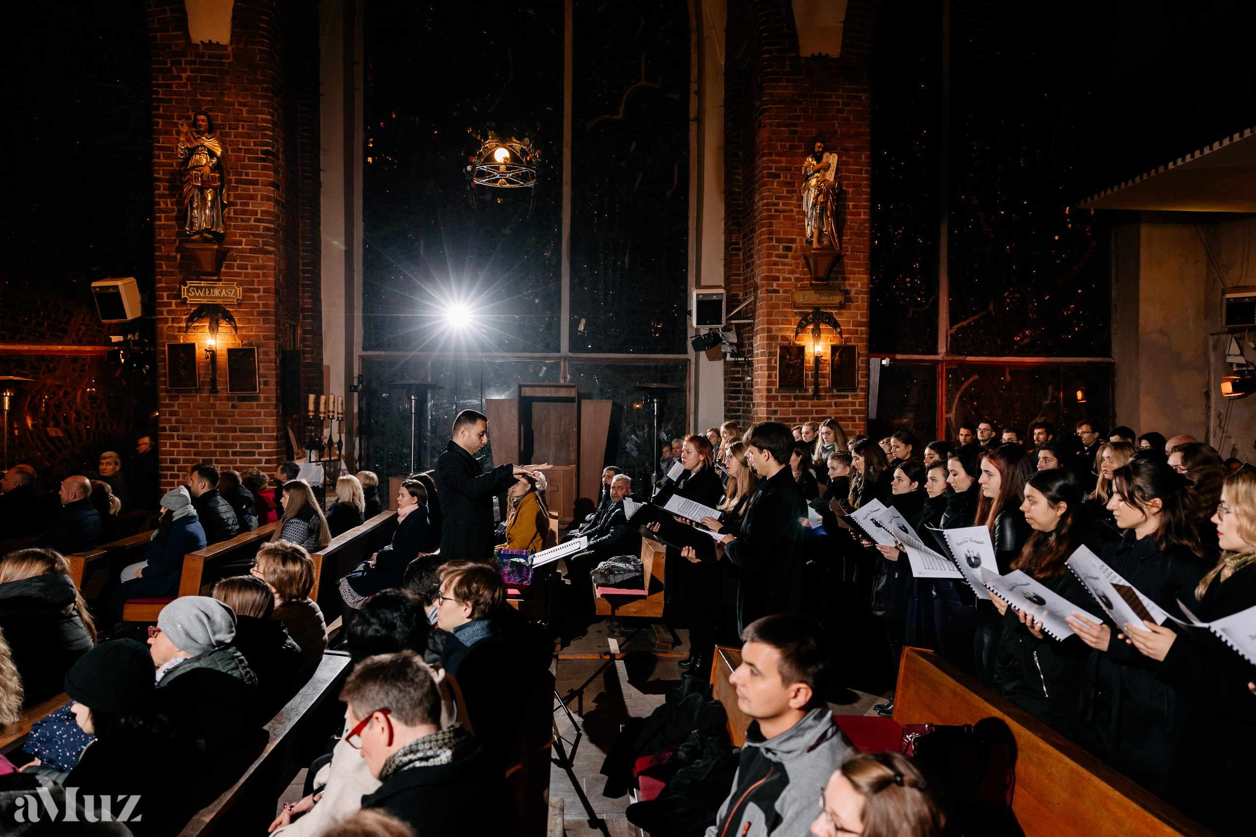 Parafia rzymskokatolicka pw. Św. Barbary Gdańsk. Fotograf Ślubny Warszawa - Sesje Biznesowe Rodzinne Eventy