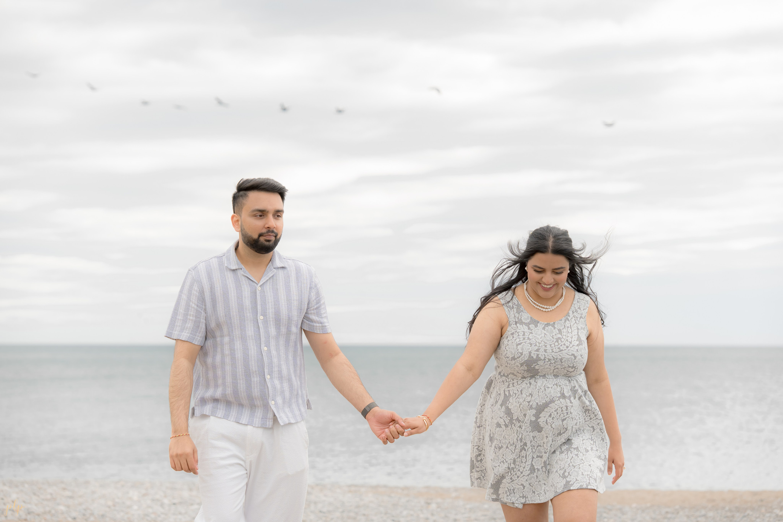 Dhairya and Krupali. Wedding Photographers and Filmmakers