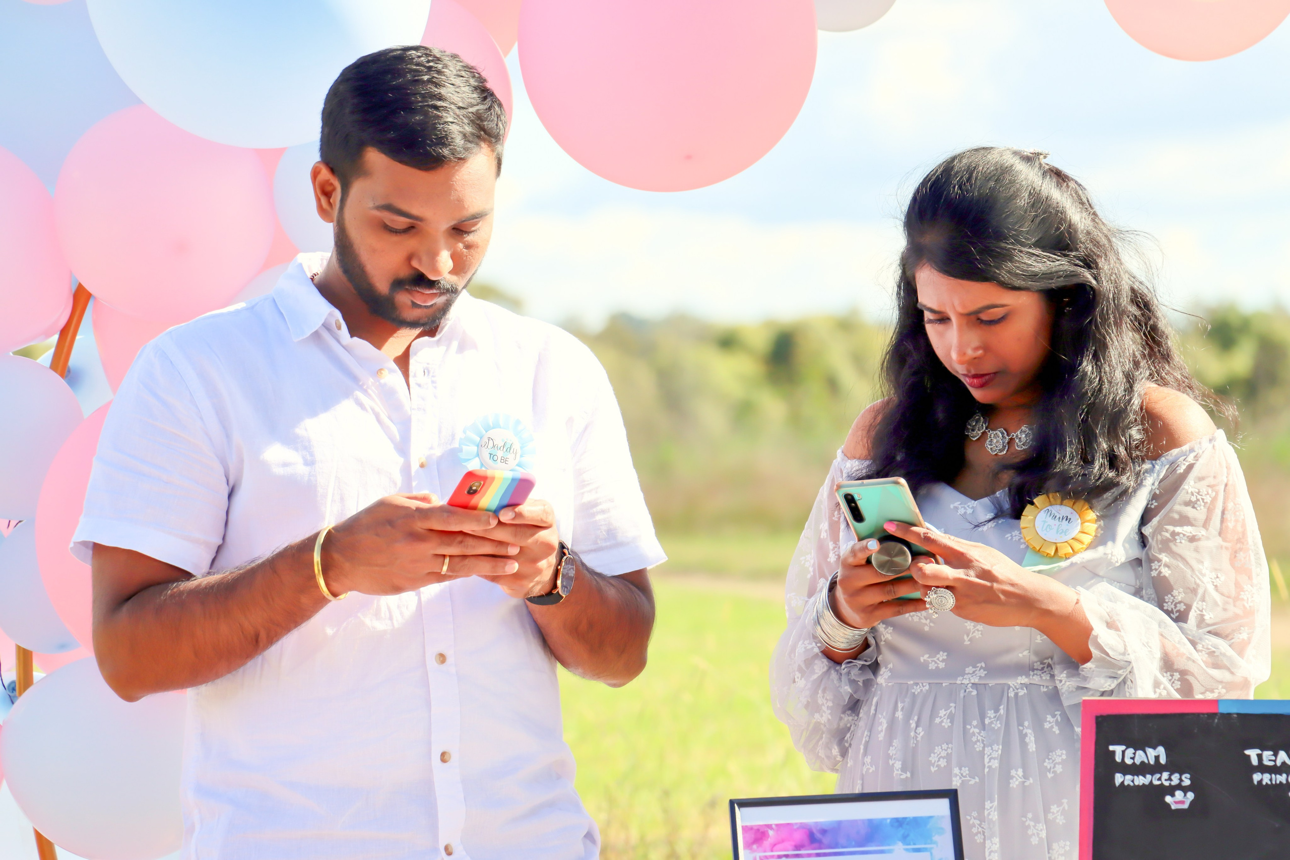 Gender and name Reveal. MHCreative is family-oriented photographer based in SYDNEY