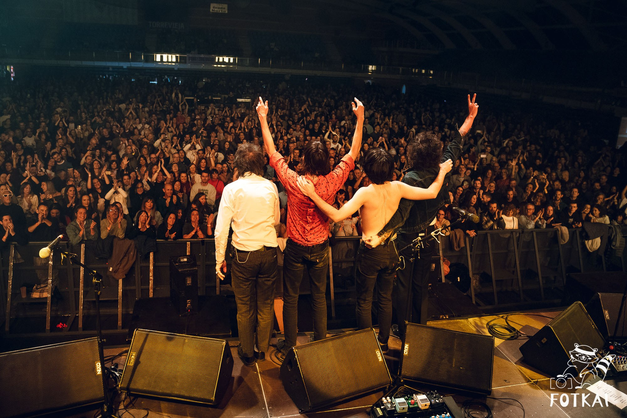 Sidonie en Torrevieja 2025 – Fotos del concierto y reportaje completo | FOTKAI