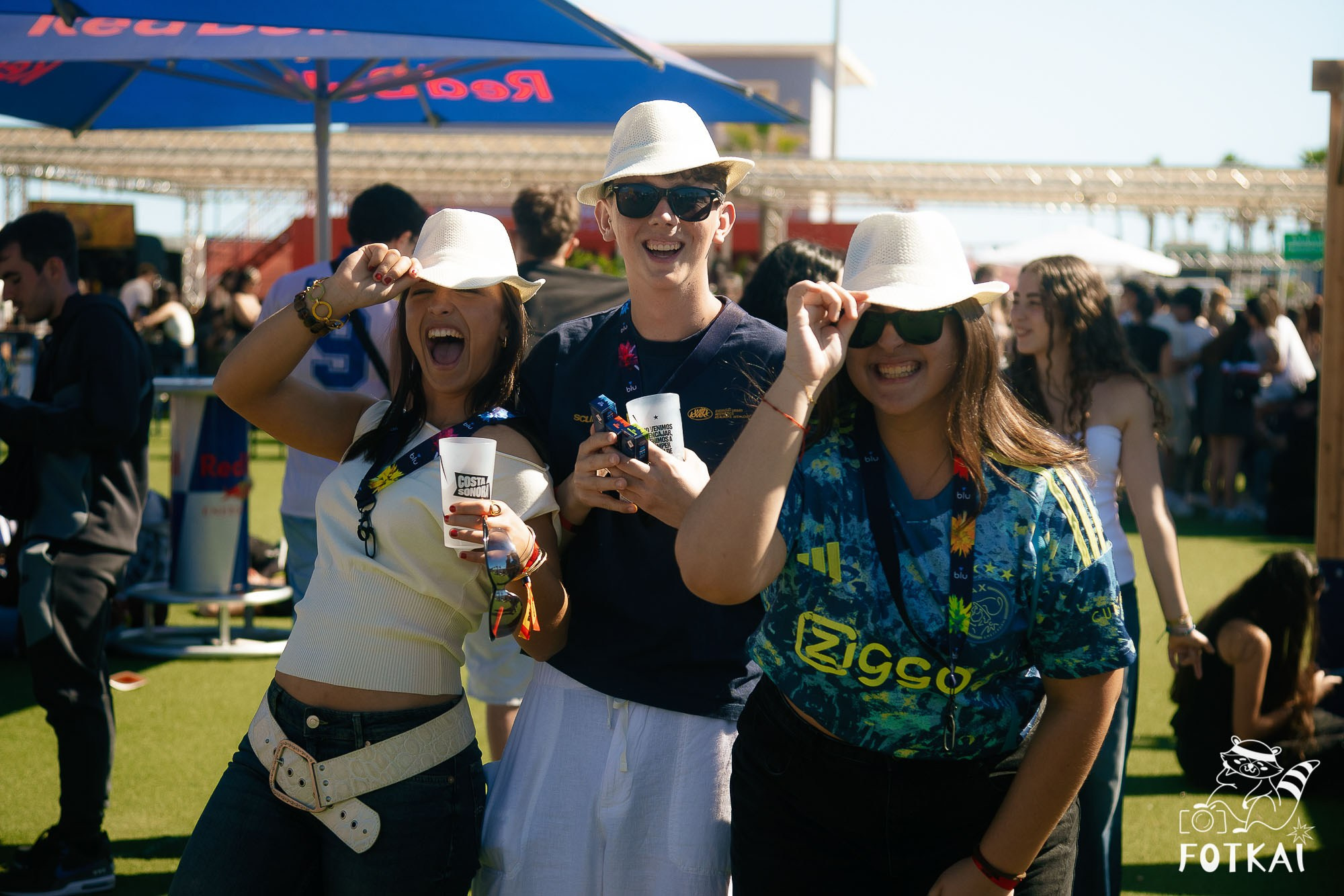 Fotos Costa Sonora 2026 Alicante Día 2 — busca tu foto y encuentra amigos del festival | FOTKAI