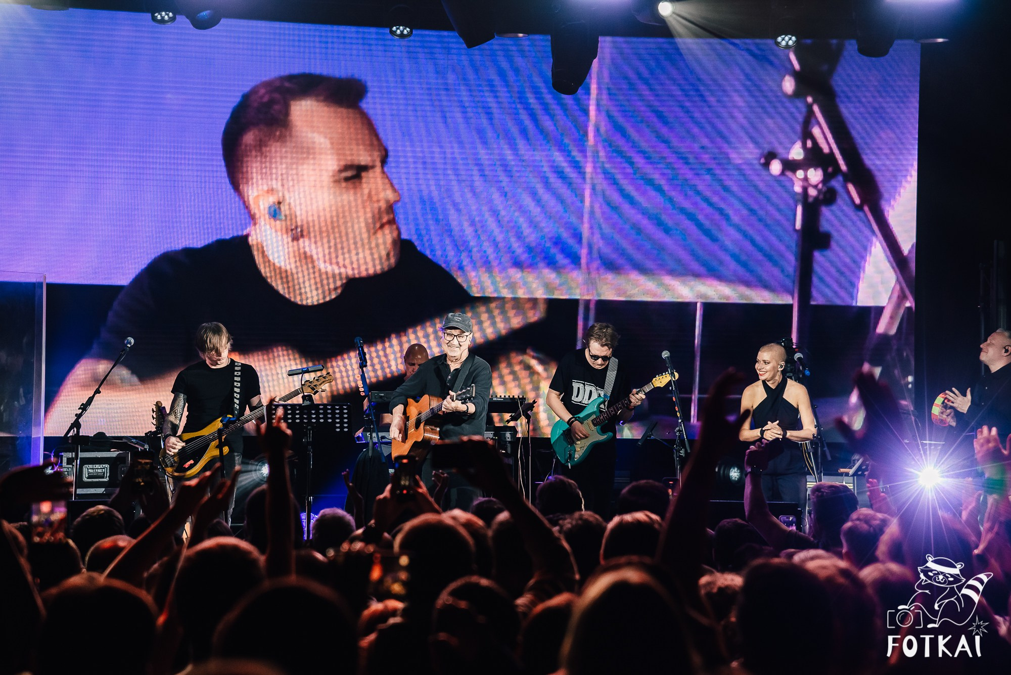 DDT — Fotos del concierto en Auditorio Roig Arena, Valencia, 2026 | FOTKAI