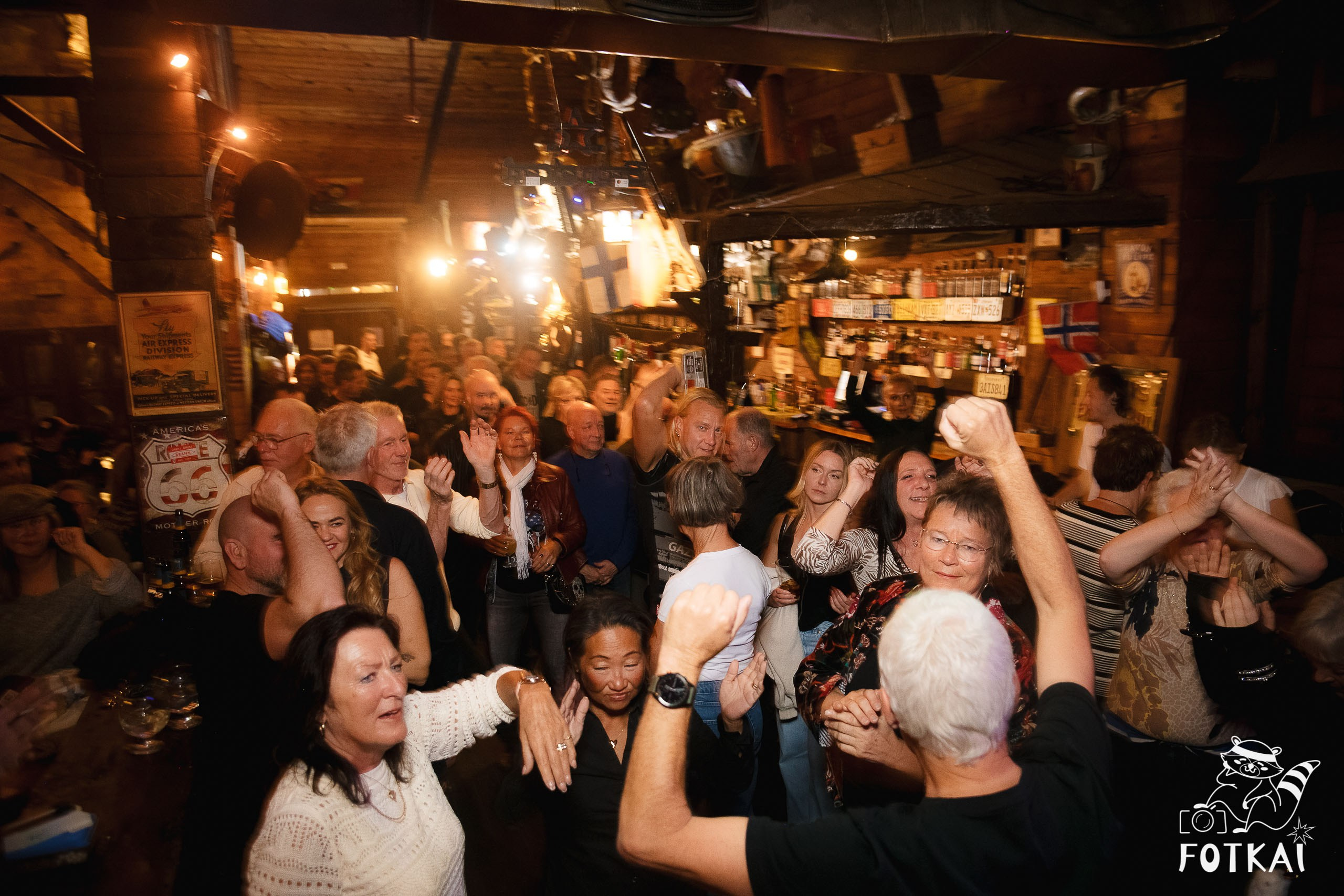 The Galaxy’s live at El Paso Bar Torrevieja: concert photo report | FOTKAI