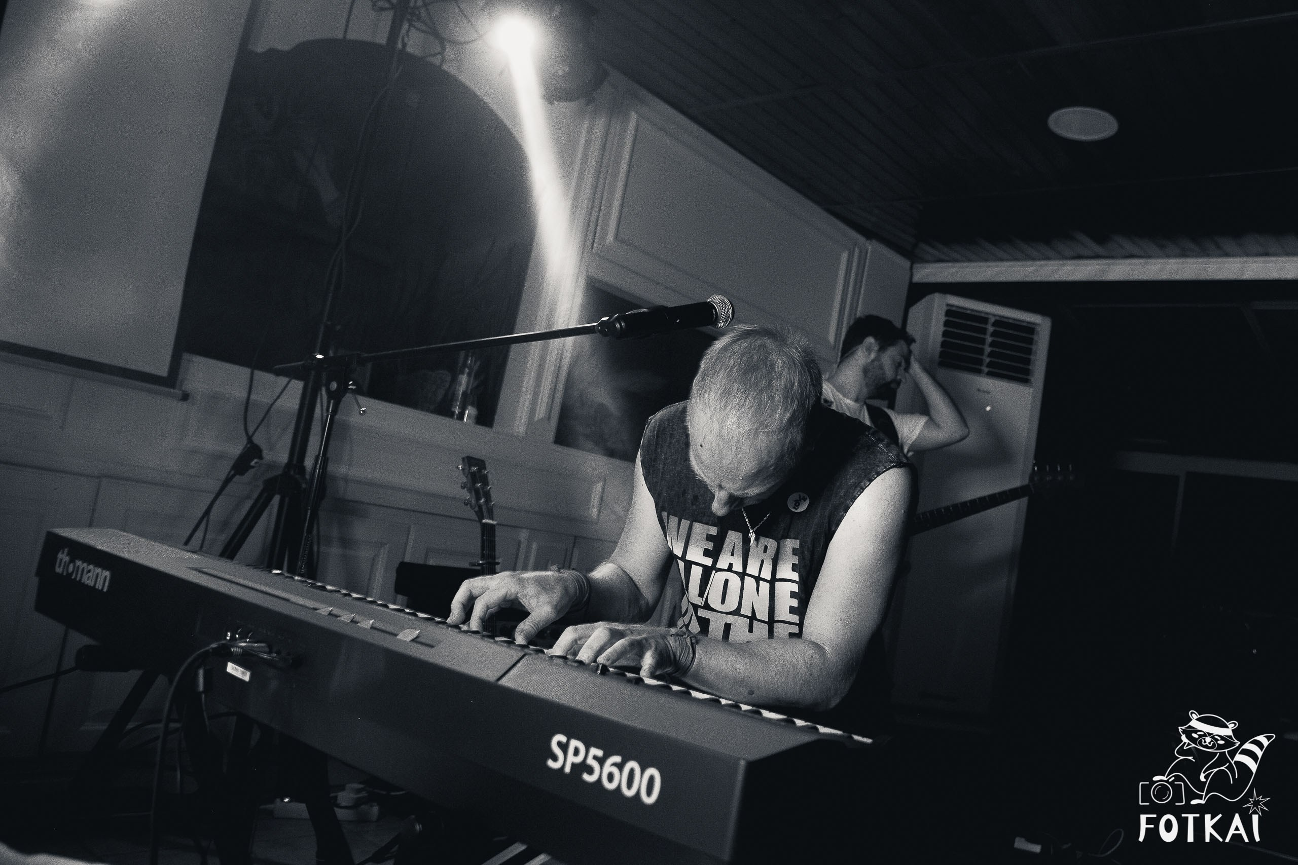 Ultimate Coldplay en Restaurante Los Cucalos: Reportaje fotográfico 17.09.25 | FOTKAI