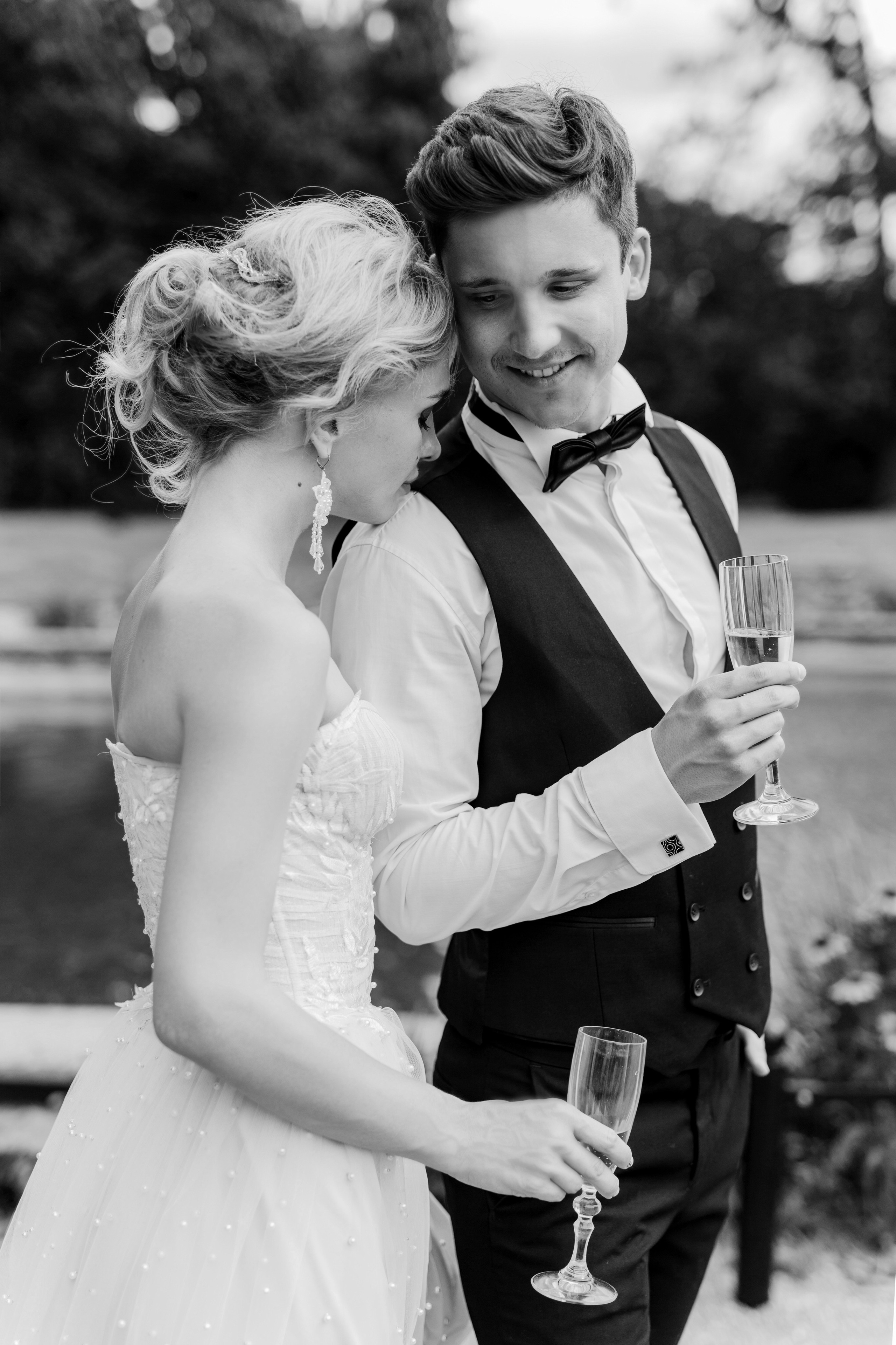 Kasia&Mateusz, Można Zamek. Photograph Katarina