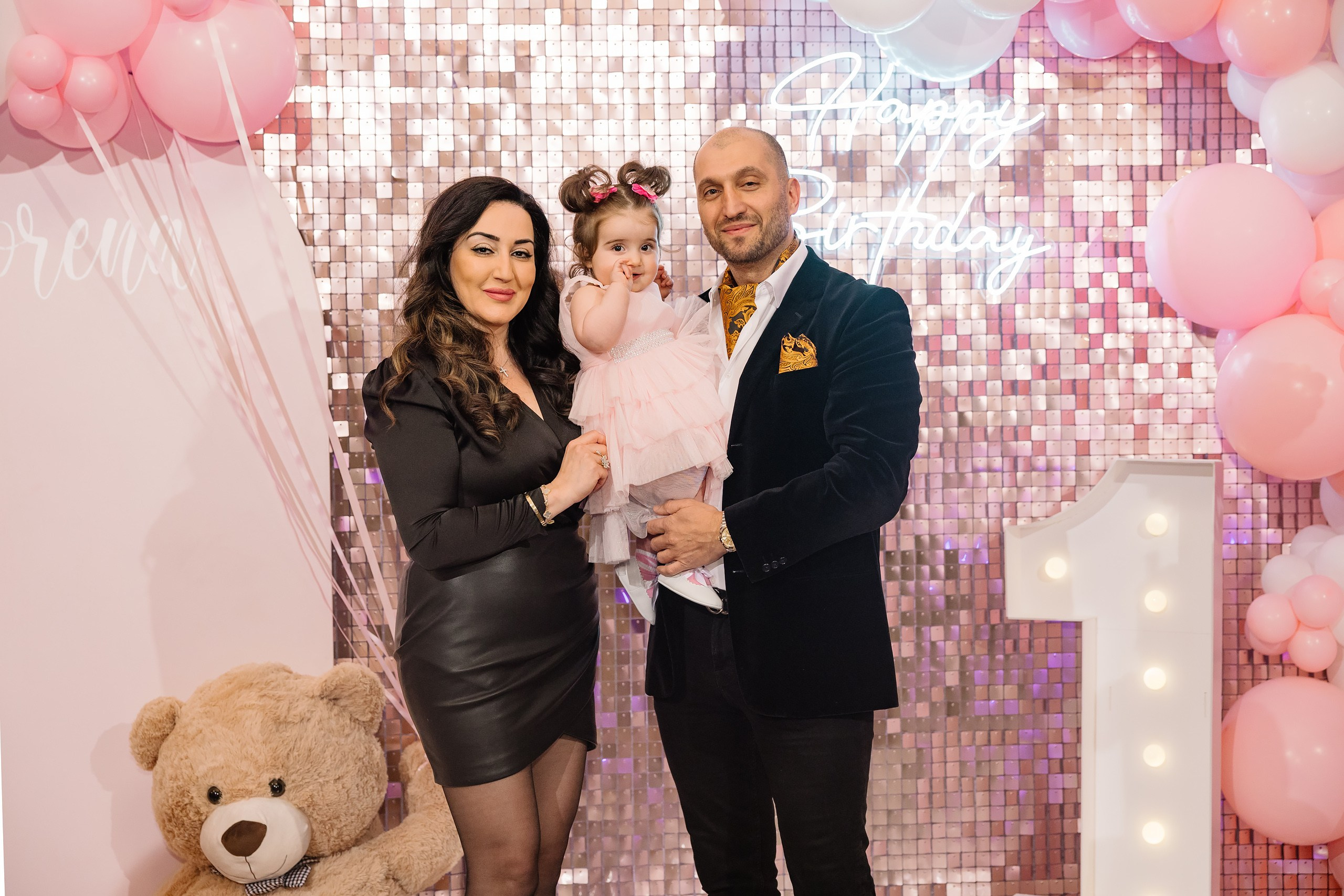 04.13.2025 First birthday. Wedding family event photographer in Chicago Nick Yushevich