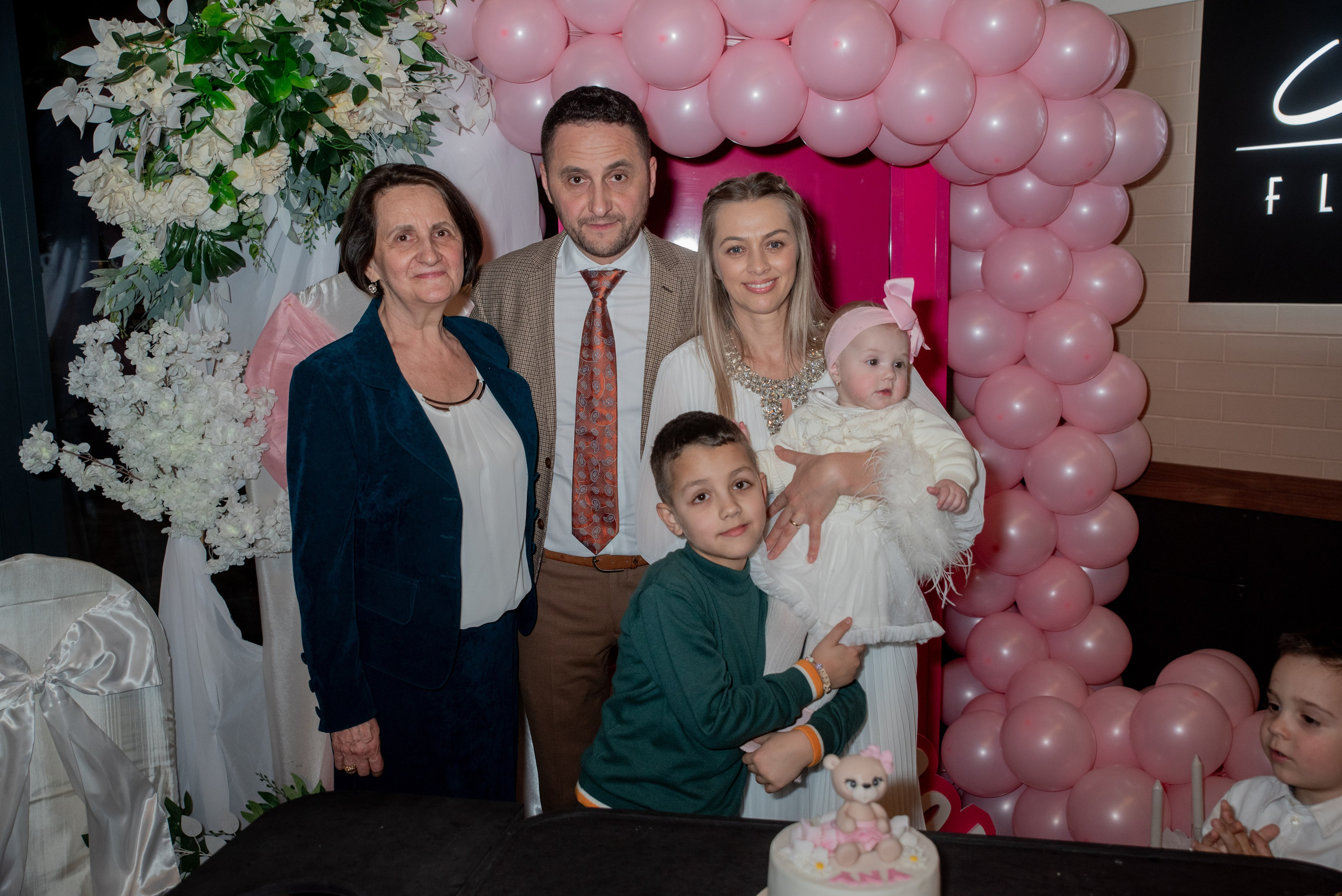 Ana Ionascu. Neagoe Studio — Fotograf Nuntă & Evenimente