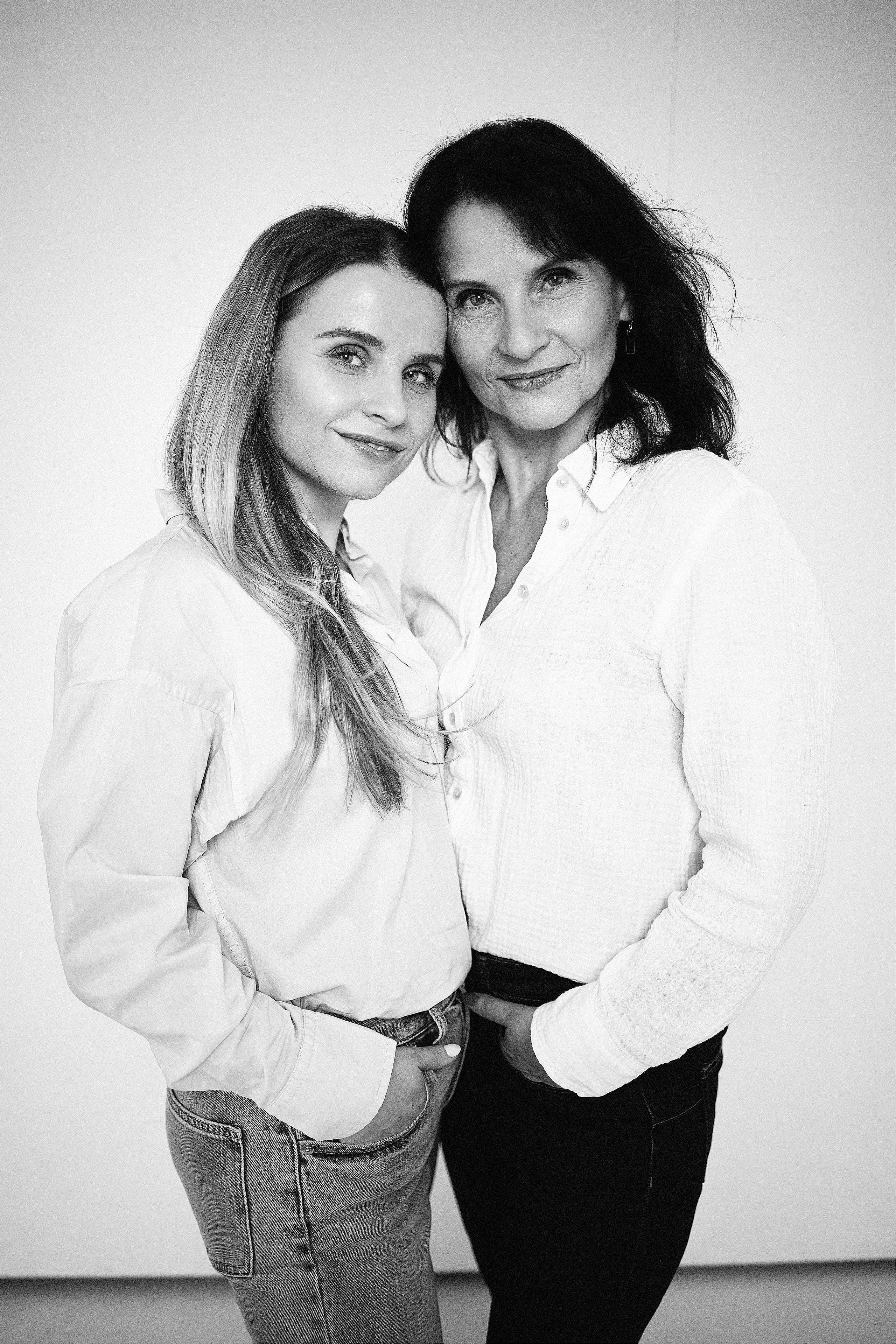 K. Rawnoir- Portrait photography by Daria Paliy.Timeless black&white portraits of women in NYC area