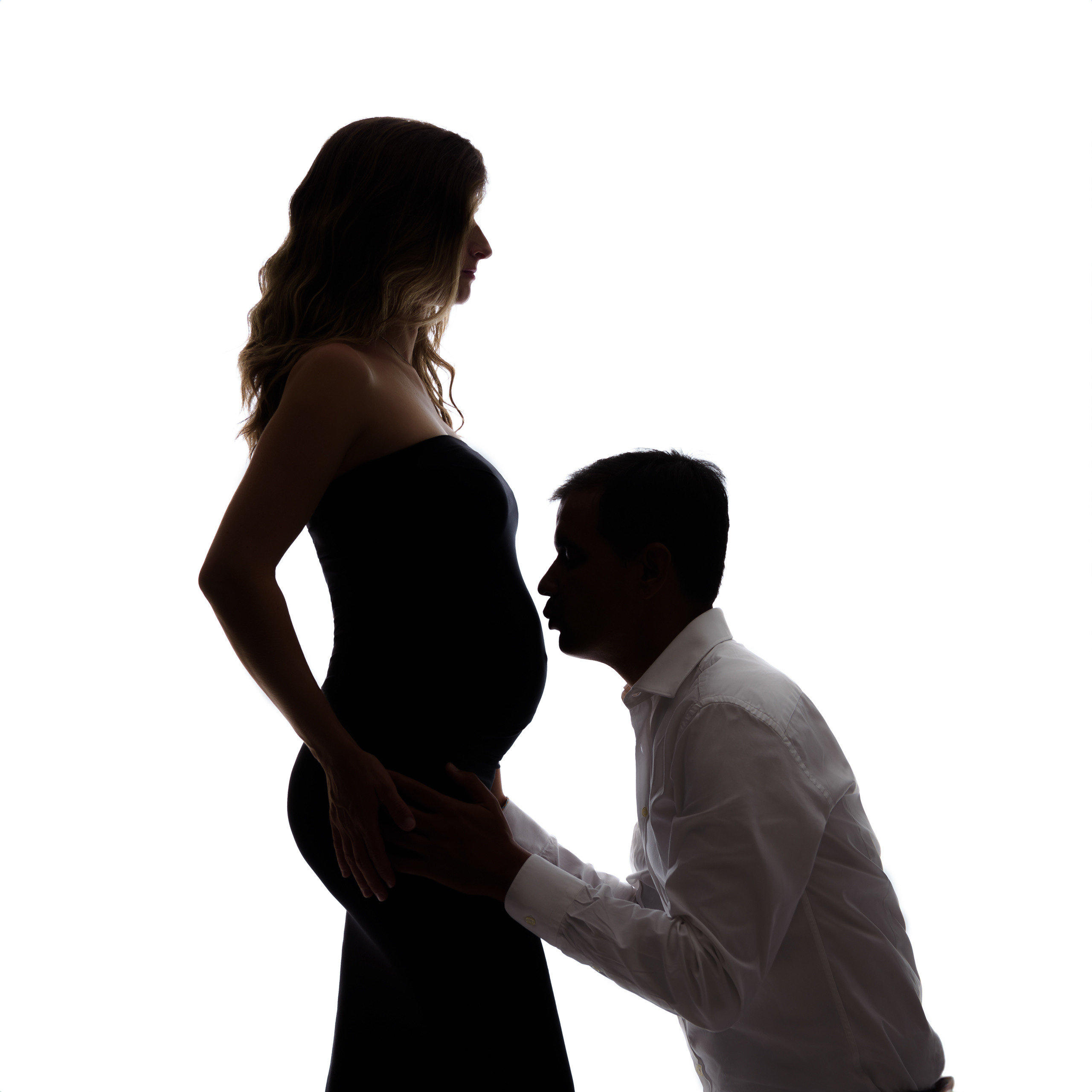 Студийная фотосессия беременности в студии в Ницце, Франция, Лазурка. МАРИЯ ВАЛУЕВА Фотограф в Ницце, Каннах, Монако, Франции, Европе. Фотограф в Стамбуле