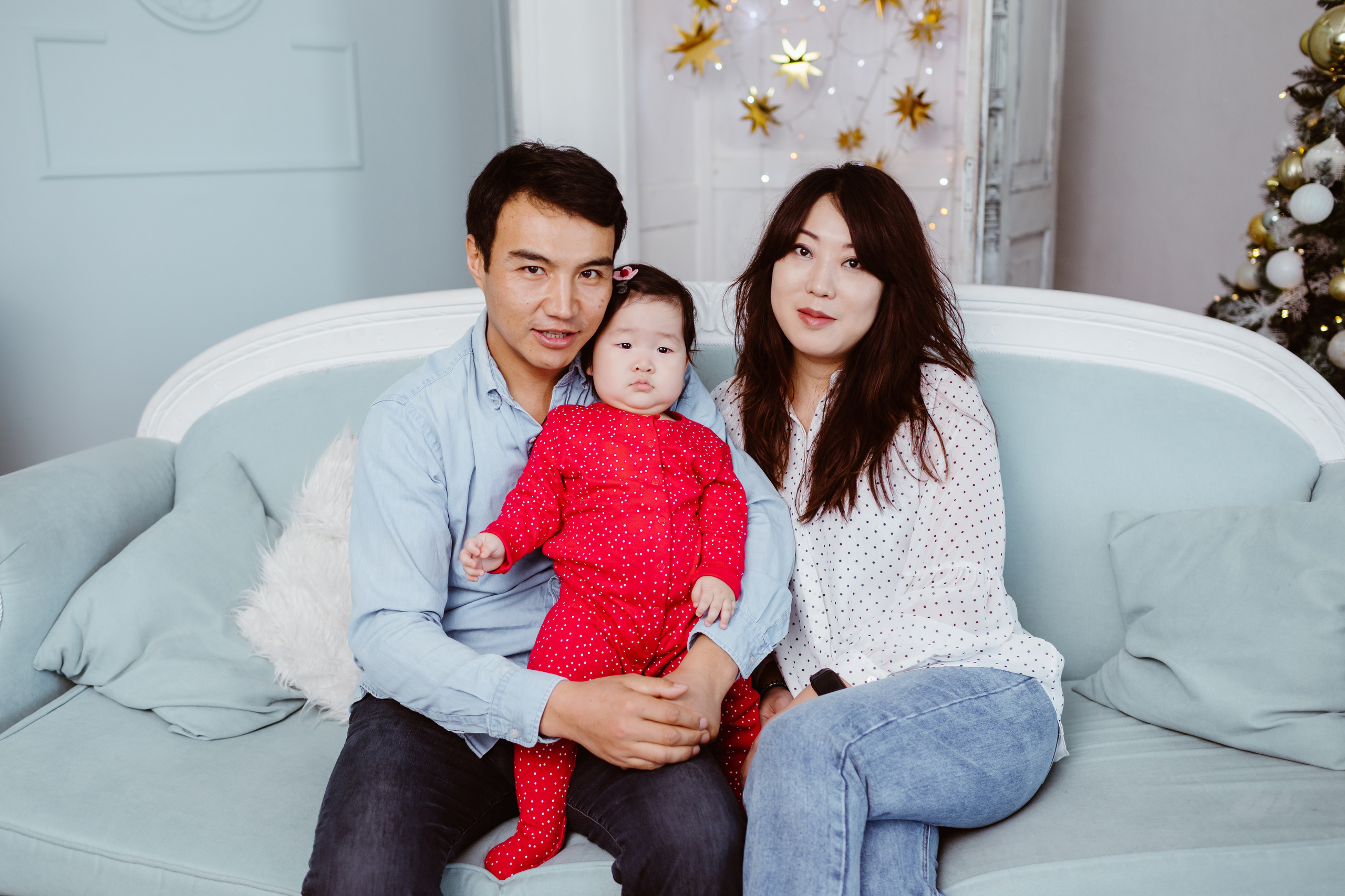 Семейная фотосессия в студии. Фотограф в Бишкеке Оксана Шувалова