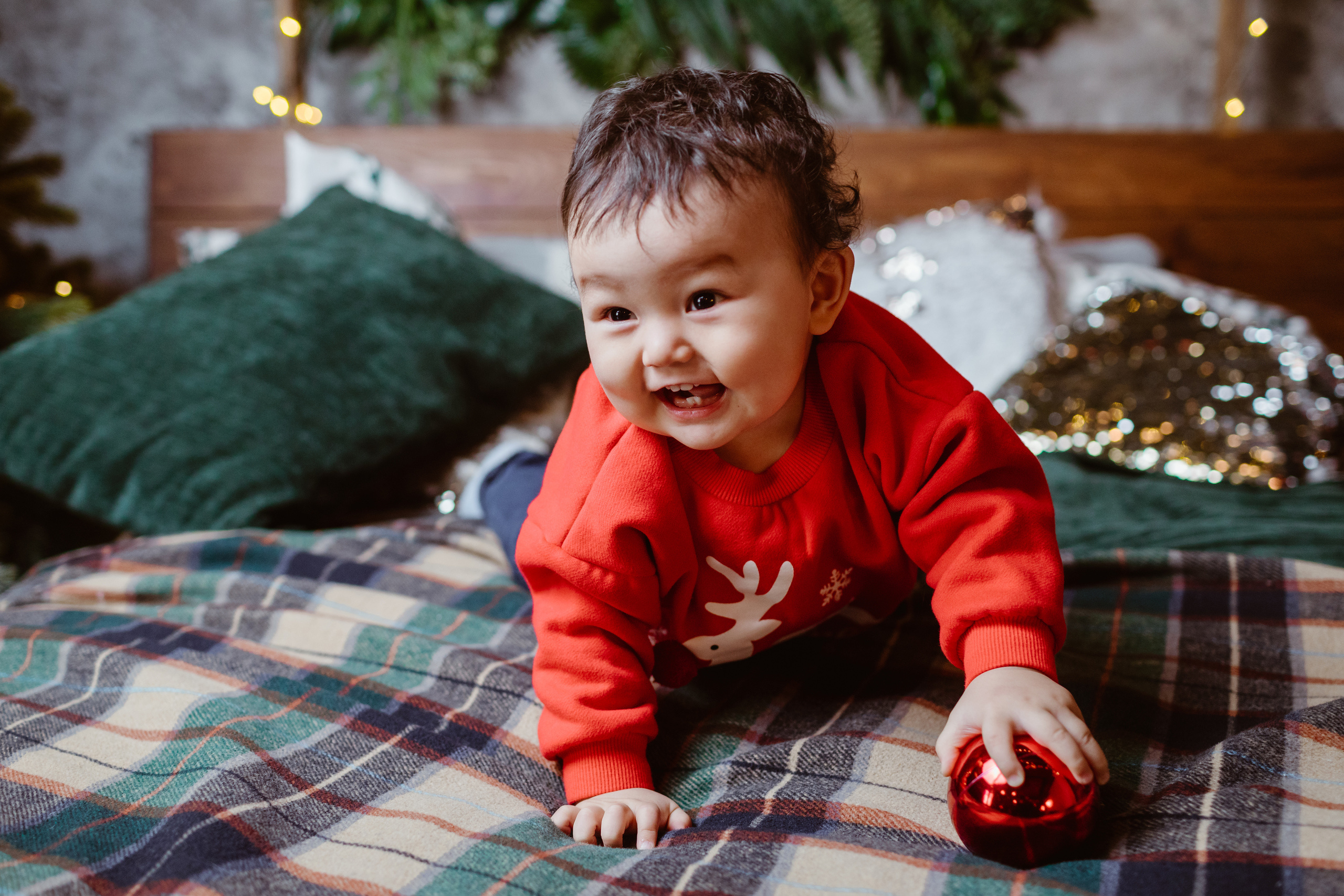 Семейная фотосессия в студии. Фотограф в Бишкеке Оксана Шувалова
