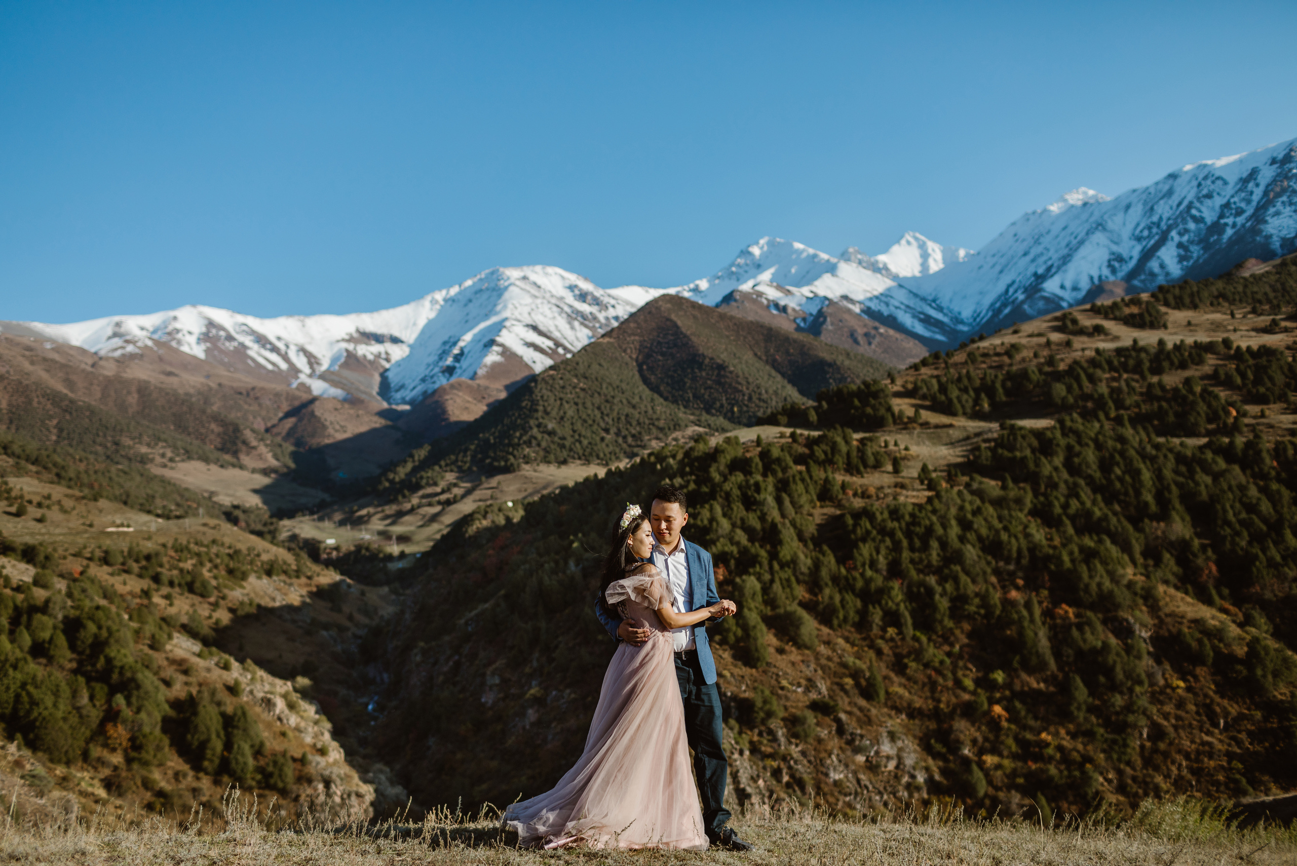 Романтическая Лав Стори. Фотограф в Бишкеке Оксана Шувалова